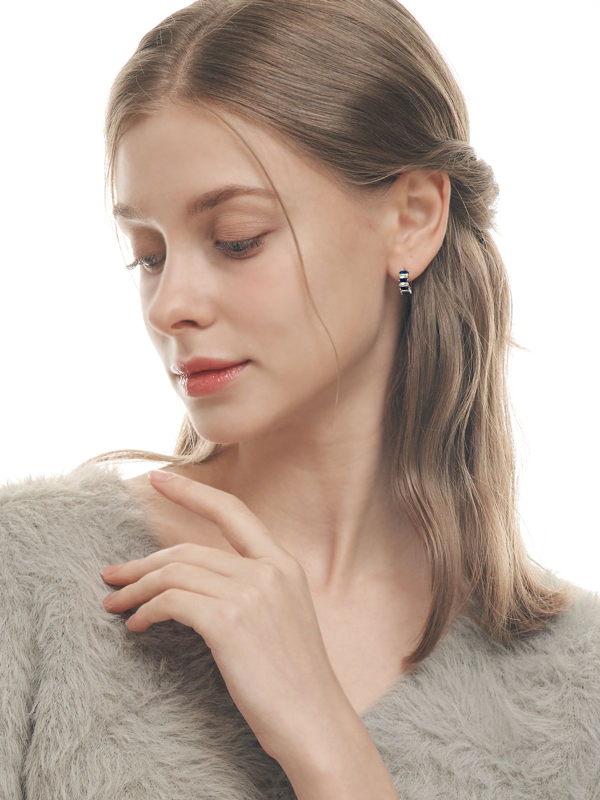 가이거주얼리(GEIGERJEWELRY) 블루 바게트 귀걸이 GISVEE132 (실버925 PIN)