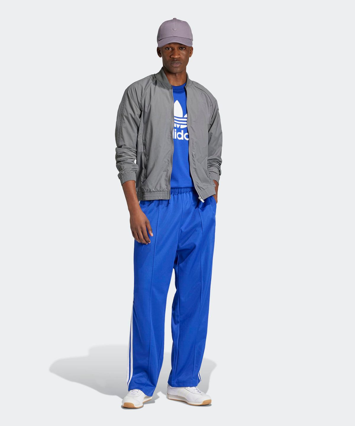 아디다스(ADIDAS) 배기 핏 파이어버드 트랙 팬츠 - 블루 / IZ2472