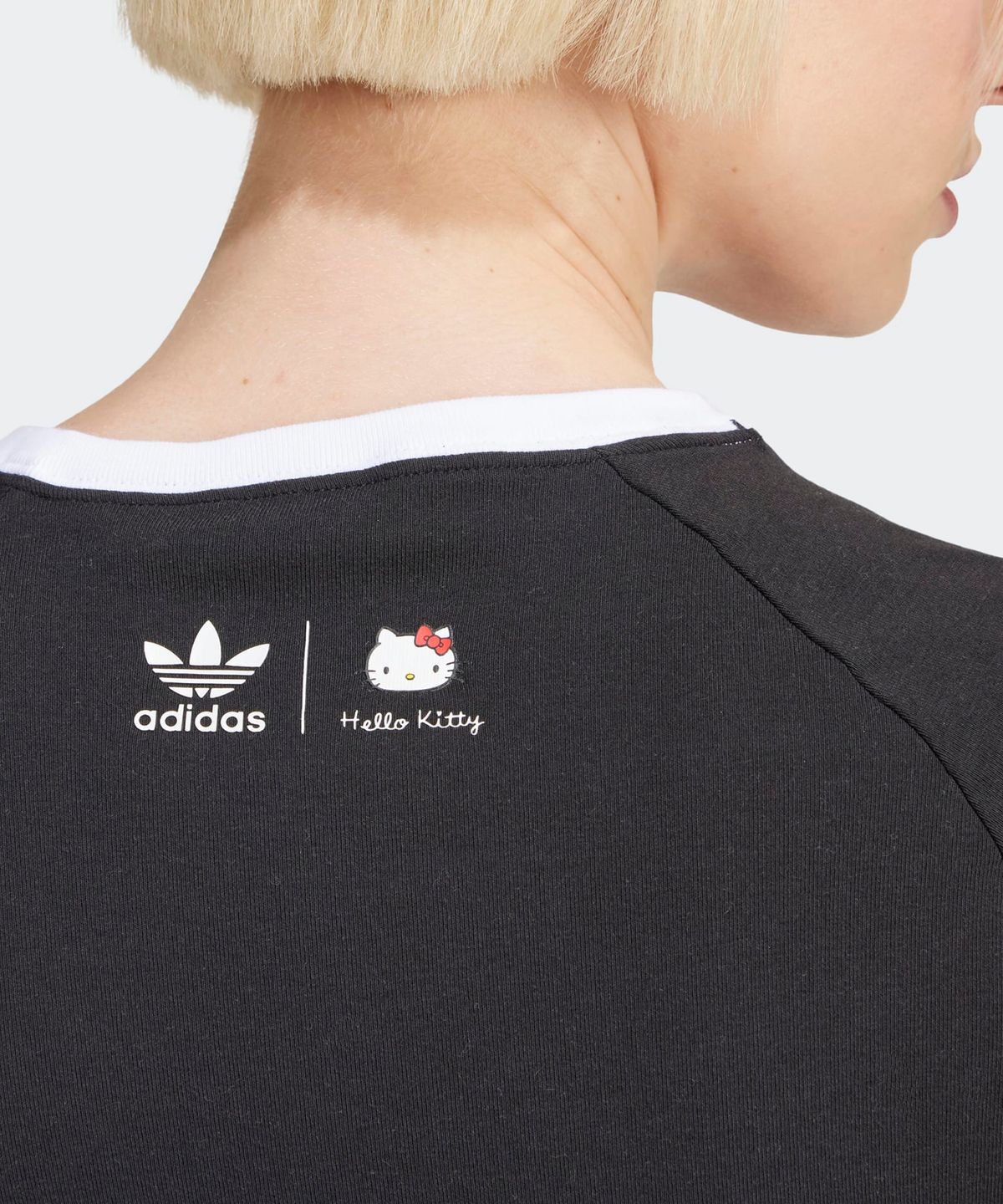 아디다스(ADIDAS) 아디다스 x 헬로키티 3S 베이비 티 - 블랙 / IX7877