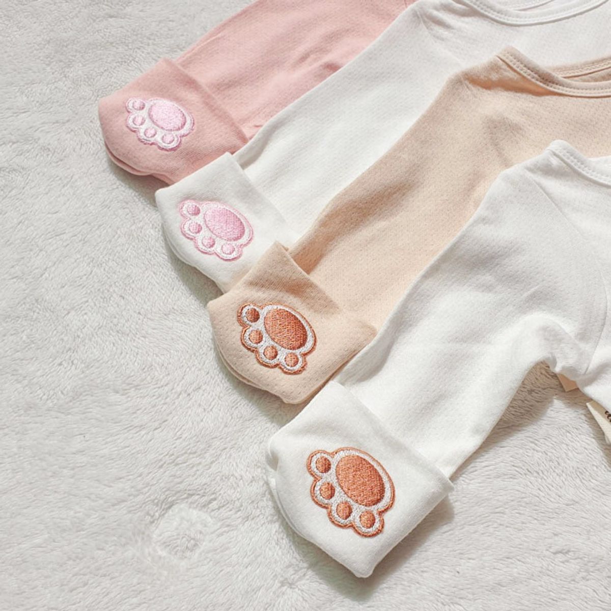 베베곰(BEBEGOM) 긴팔 바디수트_BGB9BD006