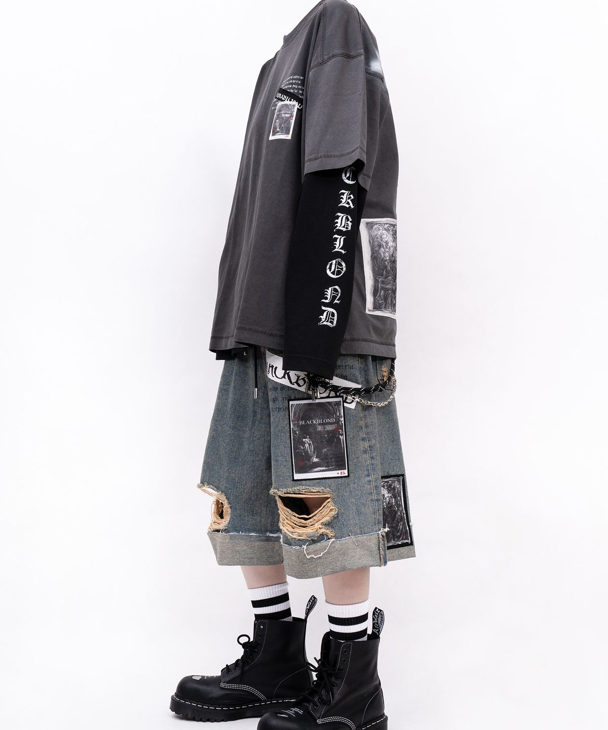 블랙블론드(BLACKBLOND) 비비디 카오스 패치 피그먼트 반팔티 (차콜)