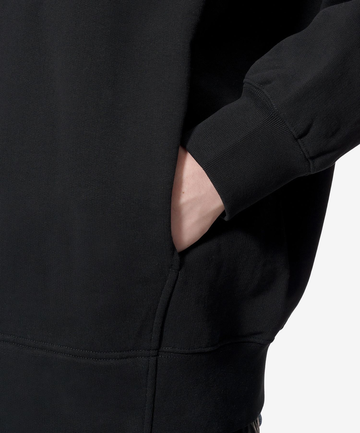 ★JACQUEMUS★ Le Sweatshirt Typo Man to Man Black 245JS23623 Jacquemus Le Sweatshirt Brodé Hoodie | Black | FARFETCH
