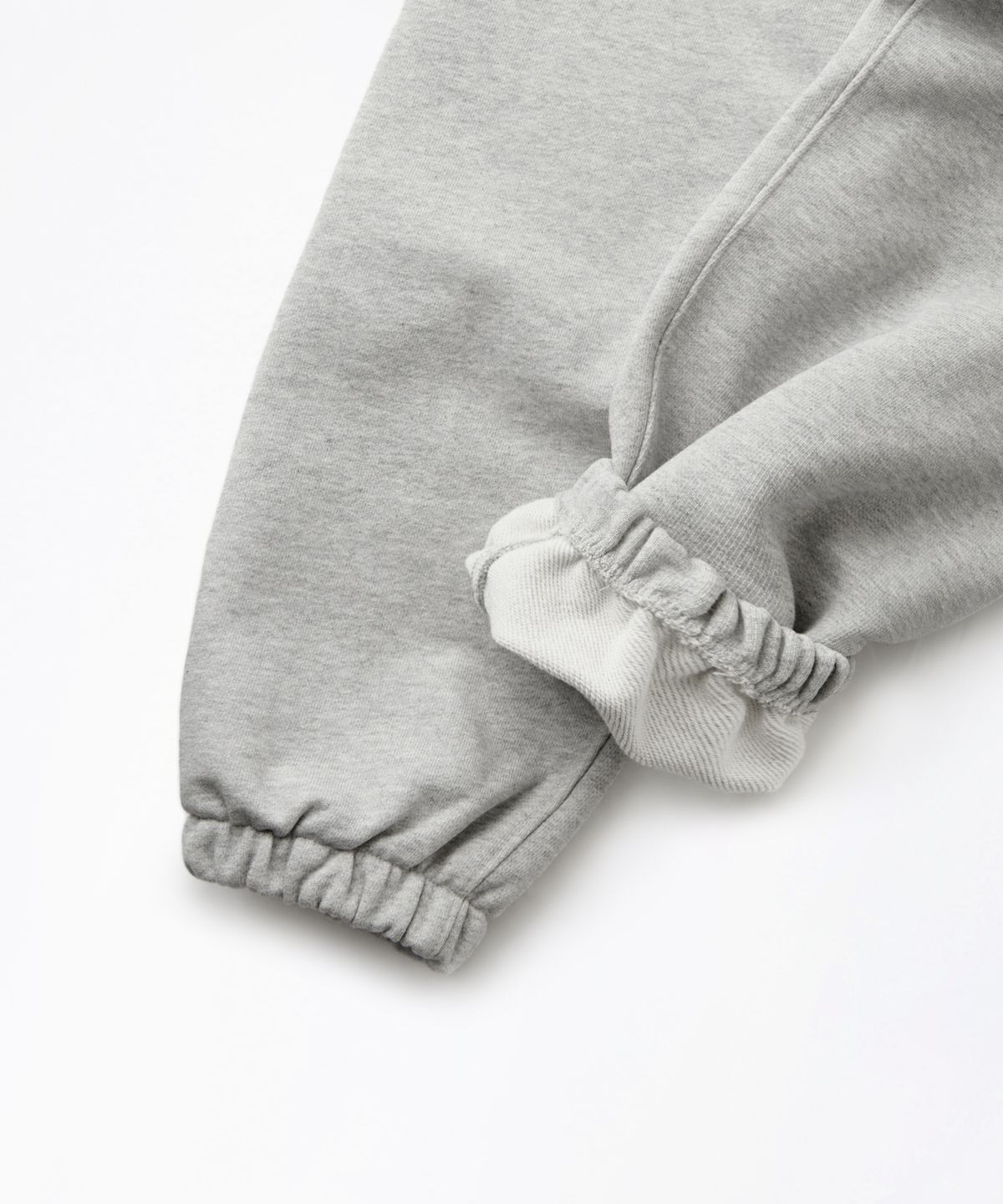 아웃스탠딩(OUTSTANDING) AUTHENTIC COMFORT SWEAT PANTS_3%MELANGE GRAY