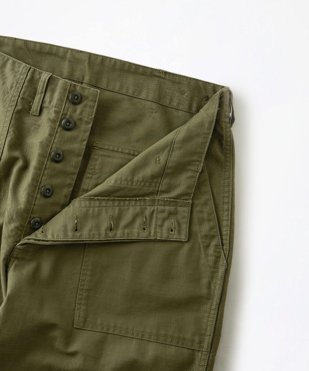 아웃스탠딩(OUTSTANDING) BACK SATIN FATIGUE PANTS(ORIGINAL FIT)_WASHED OLIVE