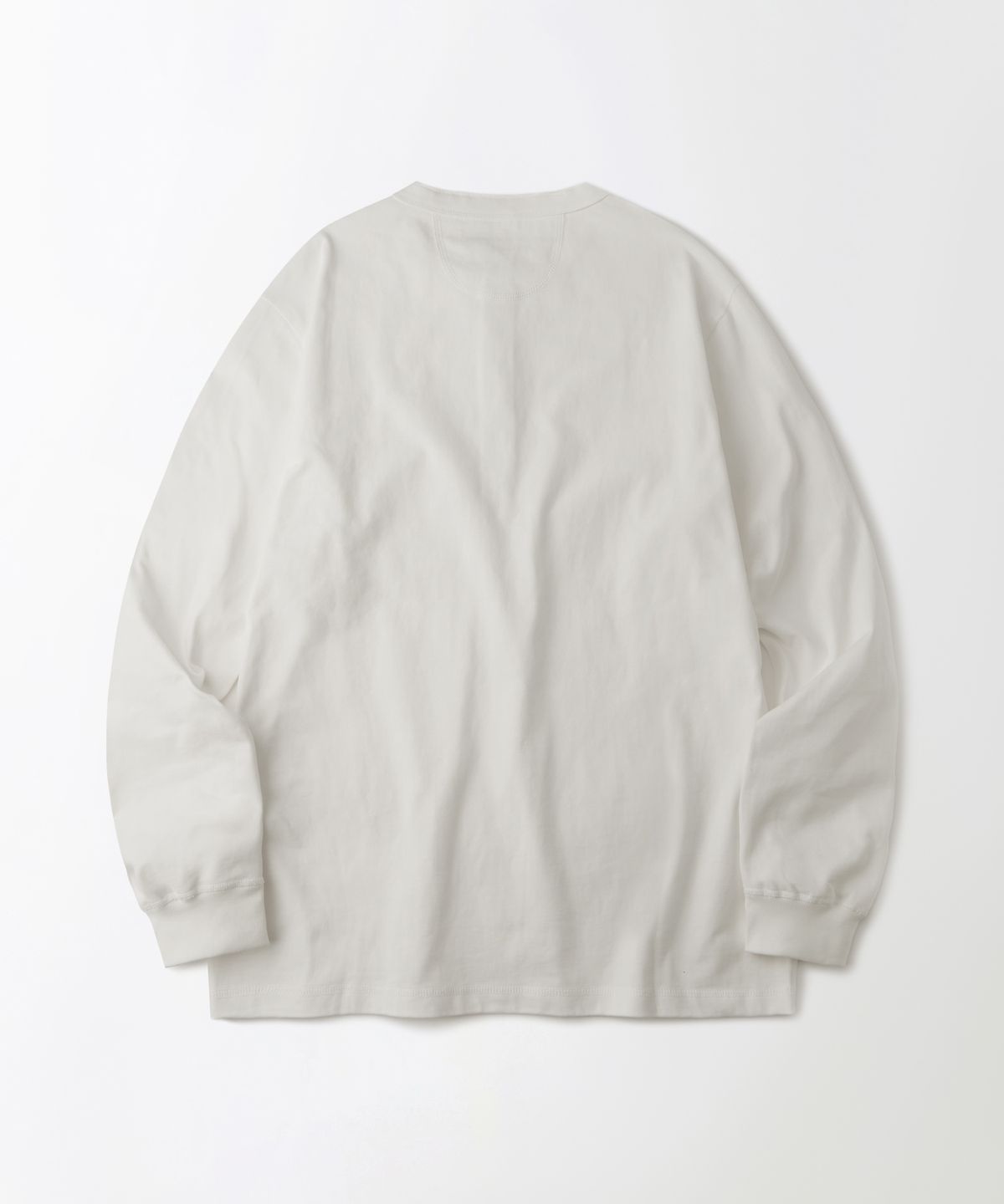 아웃스탠딩(OUTSTANDING) HENLEY NECK LONG SLEEVE TEE_OFF WHITE