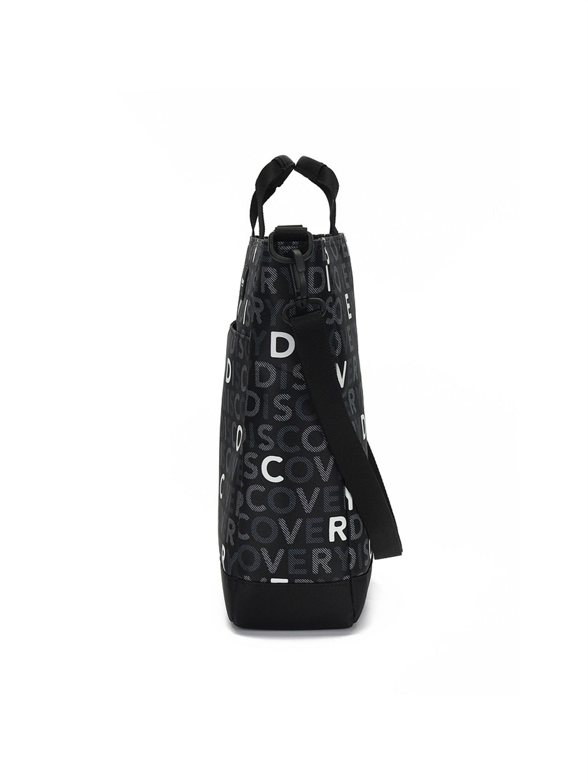 디스커버리 키즈(DISCOVERY KIDS) 모노그램 보조가방 (BLACK)