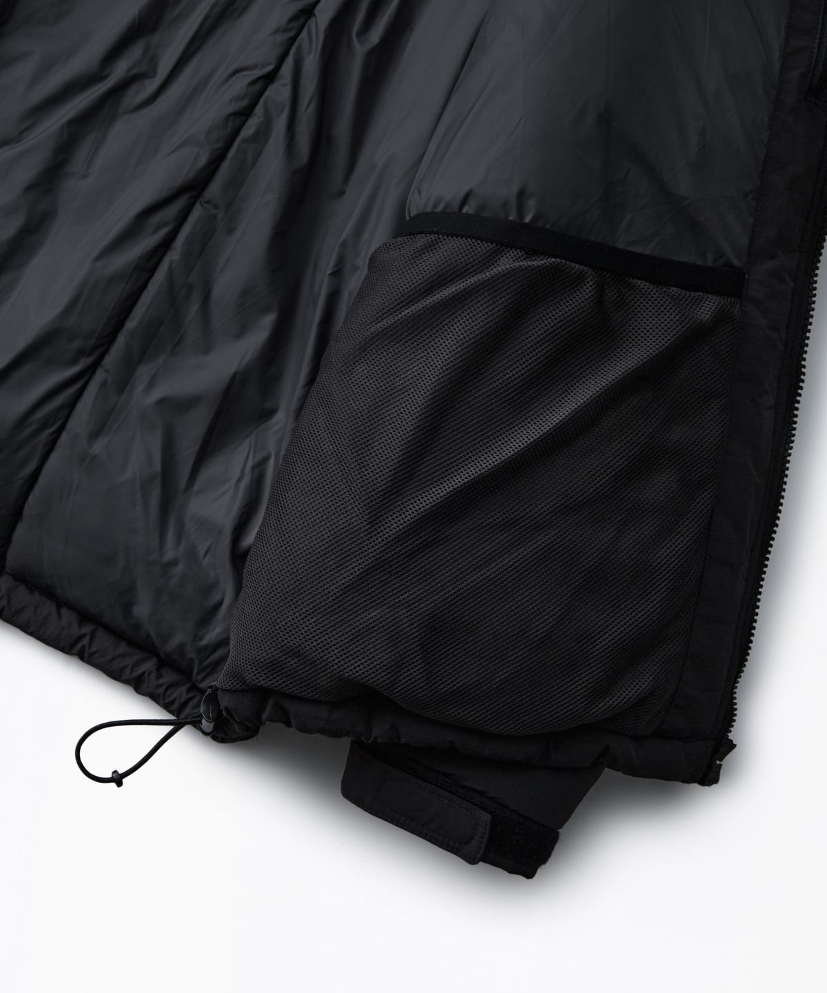 아웃스탠딩(OUTSTANDING) PRIMALOFT LEVEL 7 SHORT PARKA_BLACK