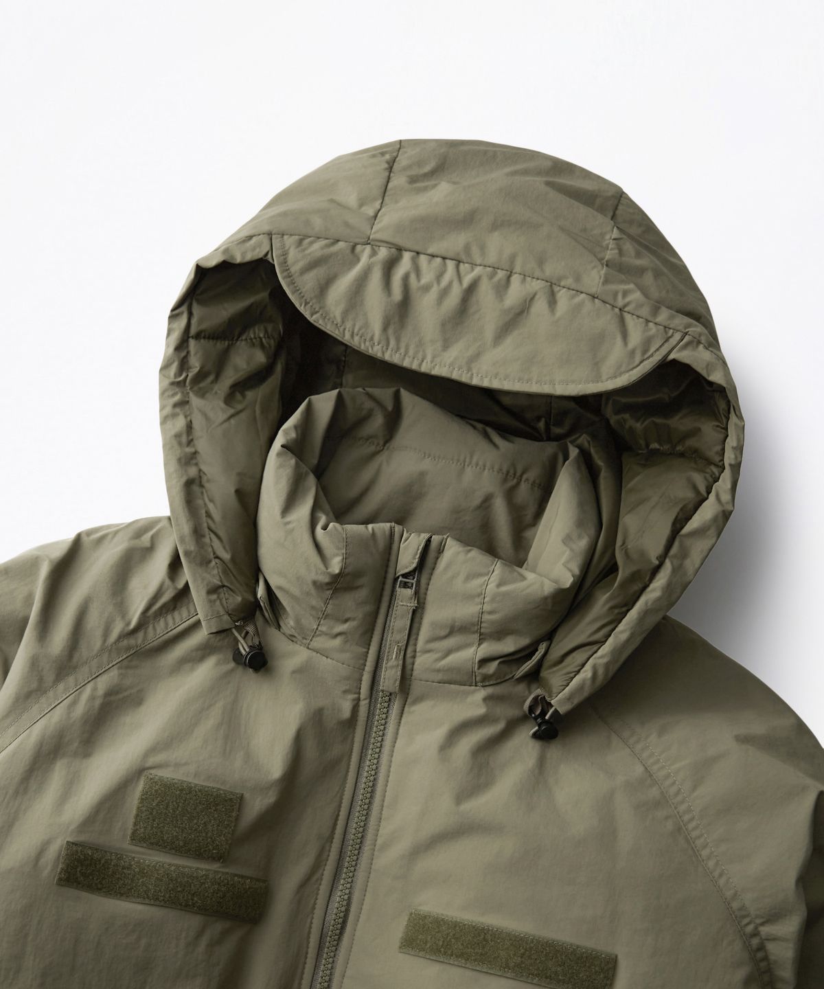 아웃스탠딩(OUTSTANDING) PRIMALOFT LEVEL 7 SHORT PARKA_SAGE GREEN