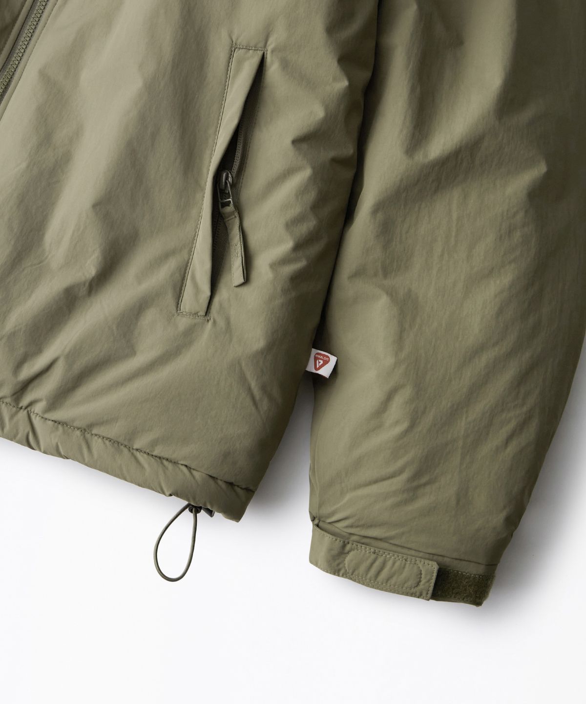 아웃스탠딩(OUTSTANDING) PRIMALOFT LEVEL 7 SHORT PARKA_SAGE GREEN
