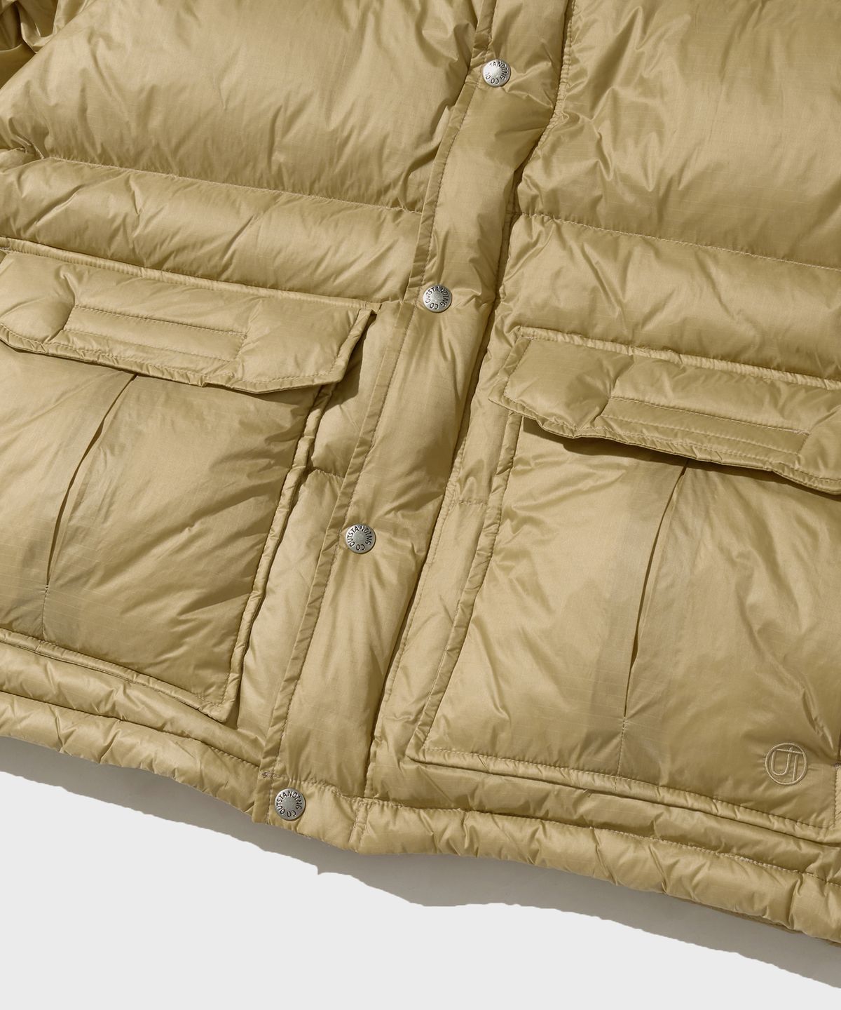 아웃스탠딩(OUTSTANDING) EXPLORER DOWN PARKA_BEIGE