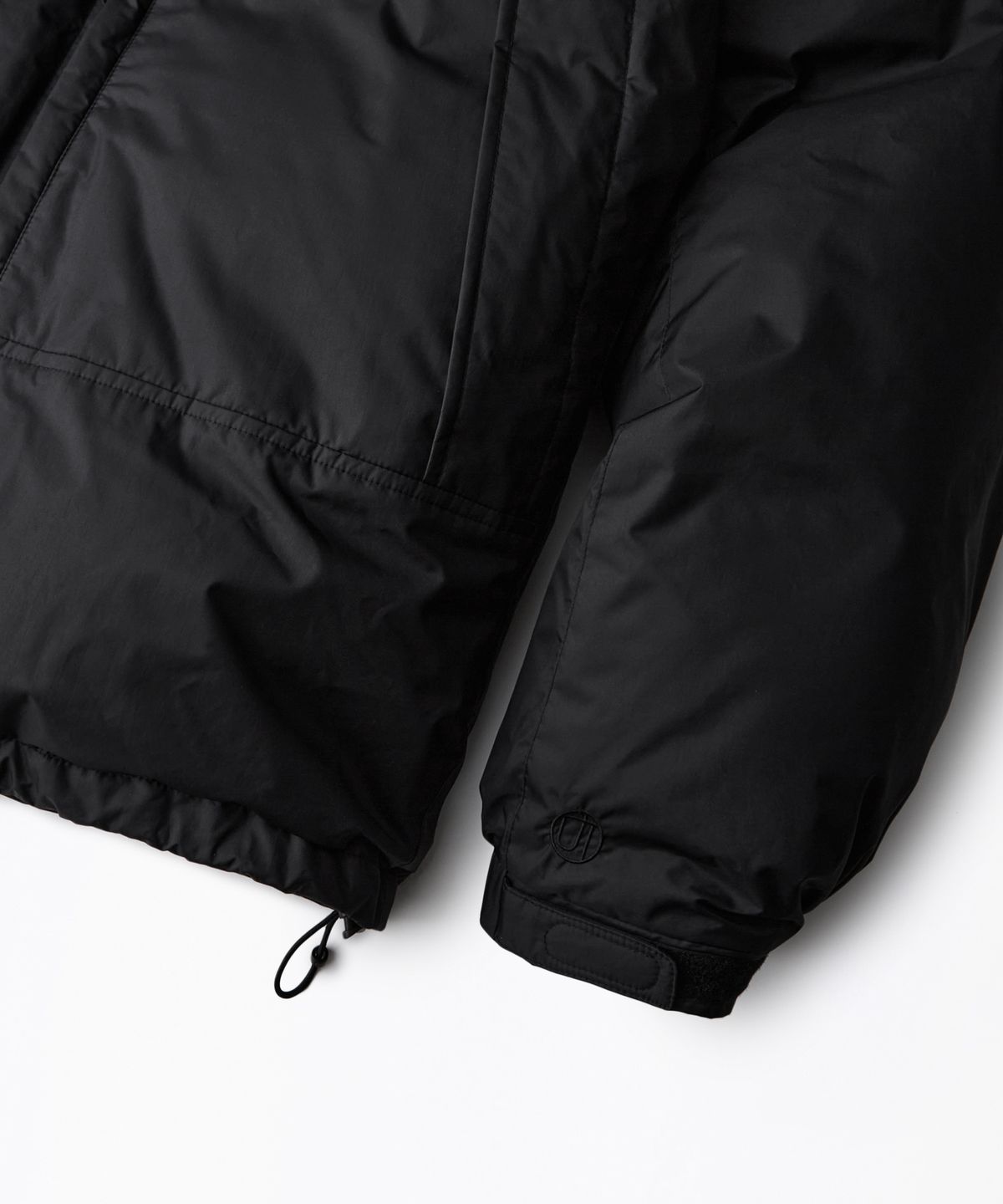 아웃스탠딩(OUTSTANDING) TORAY LEVEL7 DOWN PARKA_BLACK