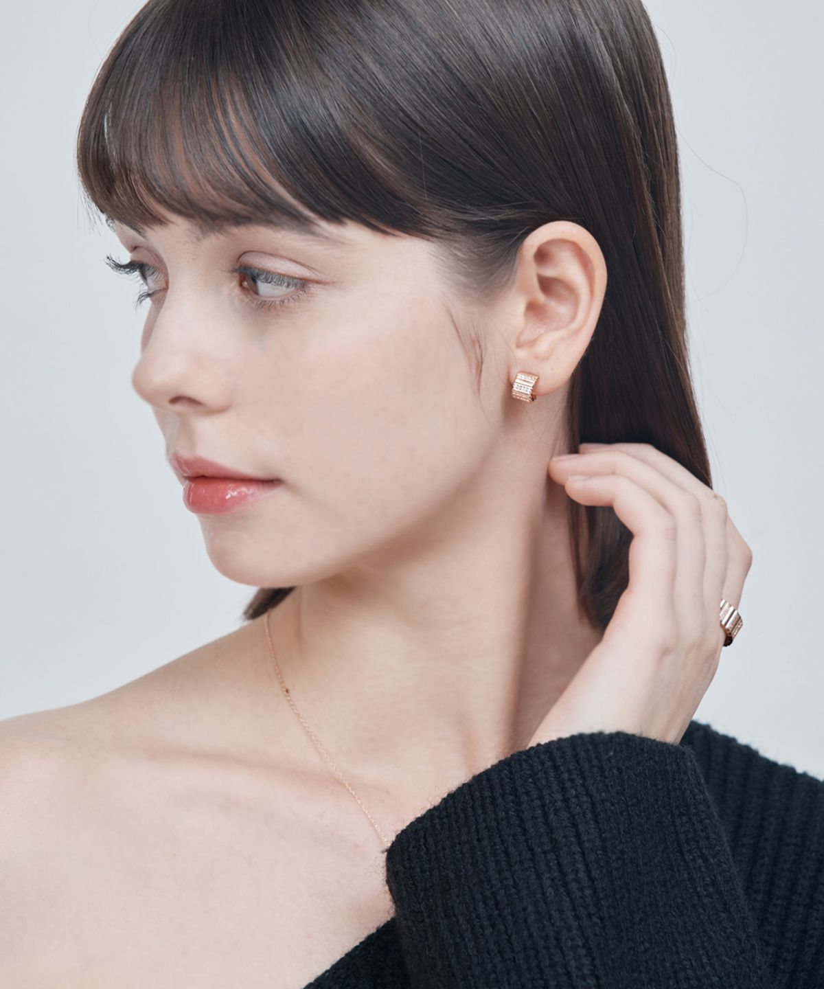 엘르주얼리(ELLEJEWELRY) 14K GF 엘라 원터널스 큐빅 귀걸이 ELGPEE500