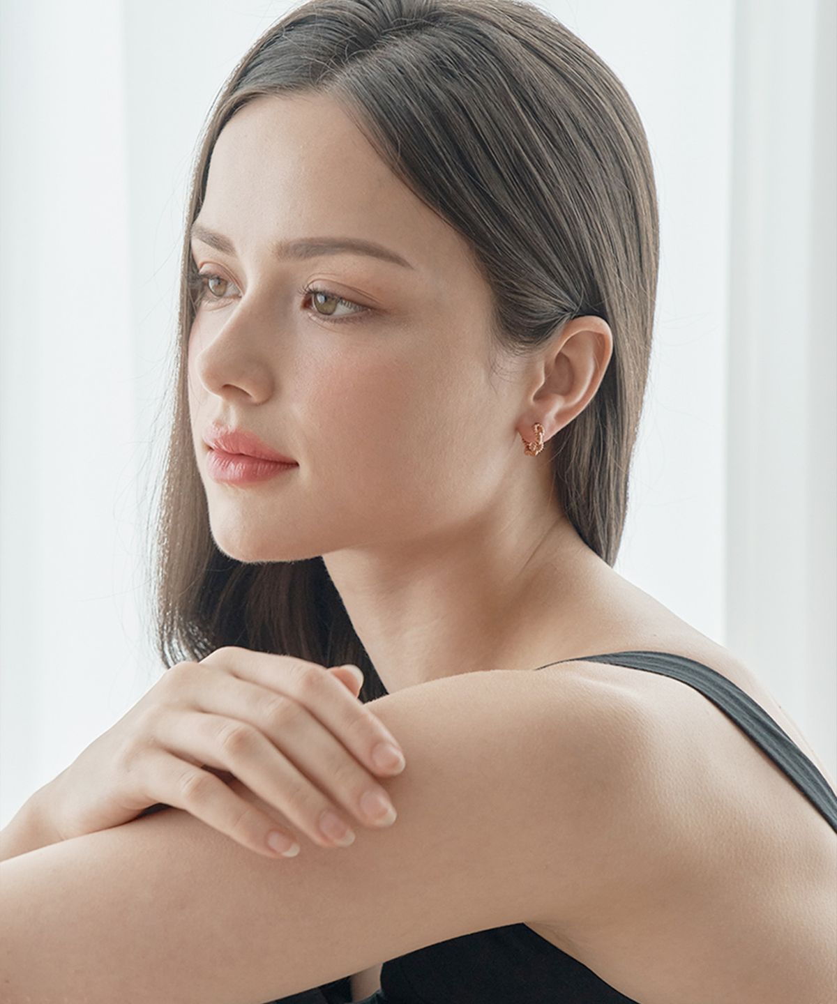 엘르주얼리(ELLEJEWELRY) 14K Goldpin 꼬임 클립 원터치 귀걸이 ELGPEE494