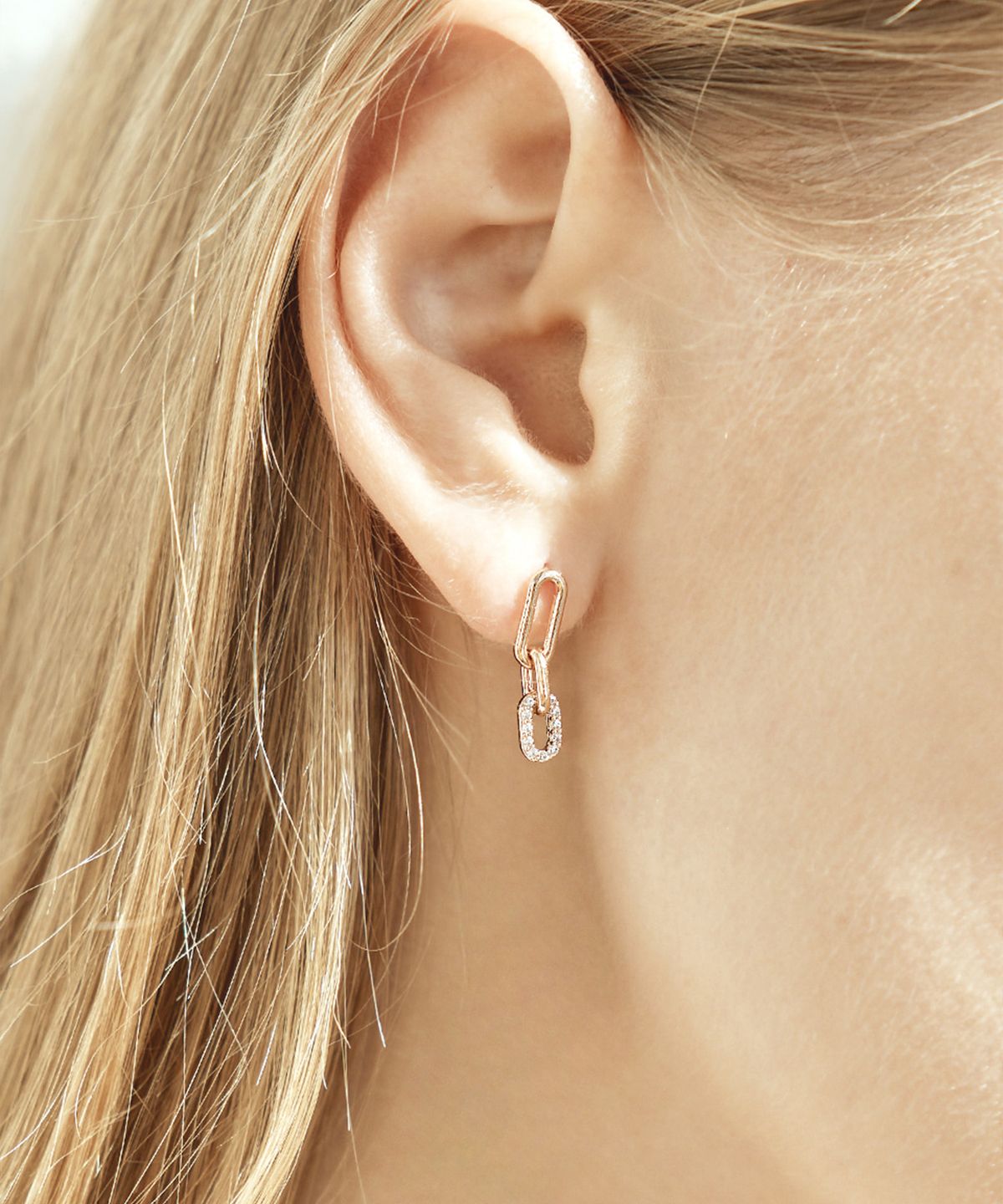 엘르주얼리(ELLEJEWELRY) 14K GF 포인트 클립 드롭 귀걸이 ELGPEE460