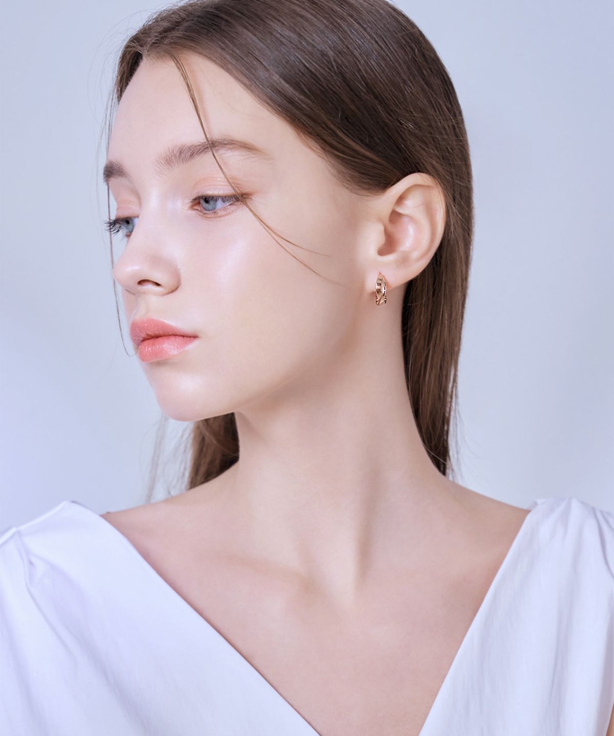 엘르주얼리(ELLEJEWELRY) 14K GF 웨이브 링 원터치 귀걸이 ELGPEE433