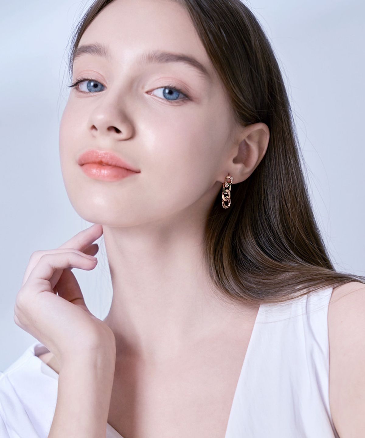 엘르주얼리(ELLEJEWELRY) 14K GF 체인 원터치 귀걸이 ELGPEE425