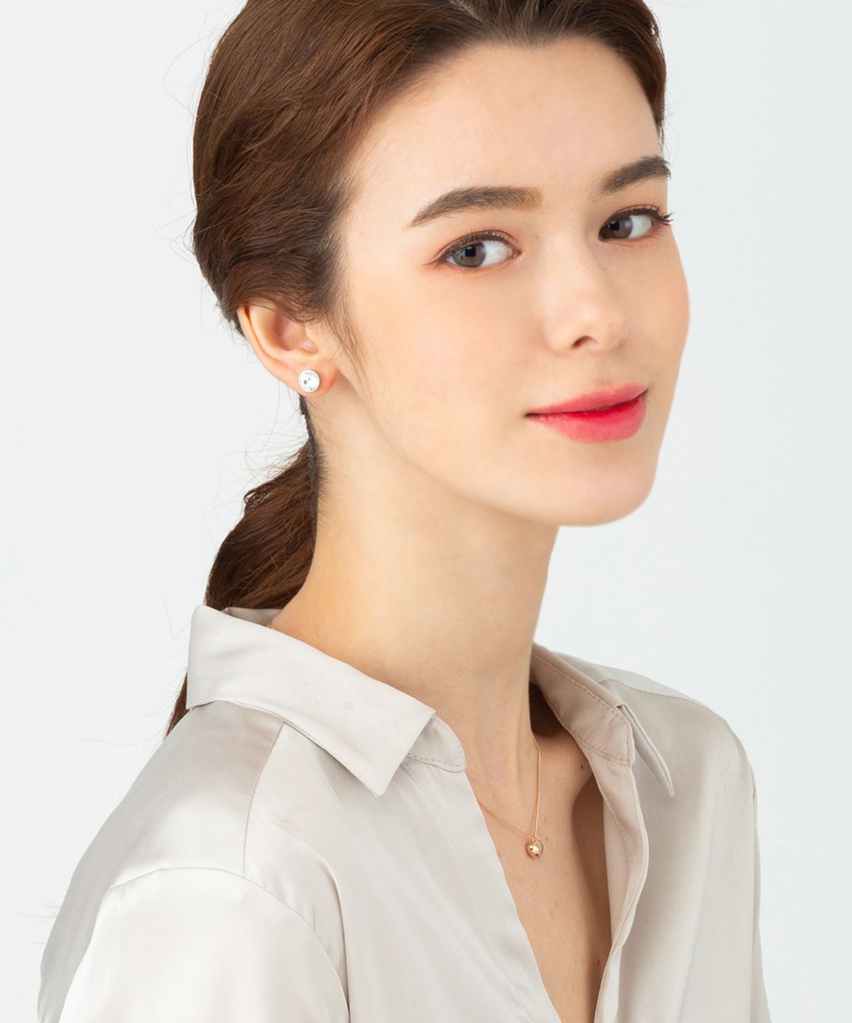 엘르주얼리(ELLEJEWELRY) 스와로브스키 심플 실버 귀걸이 ELSPEE335N