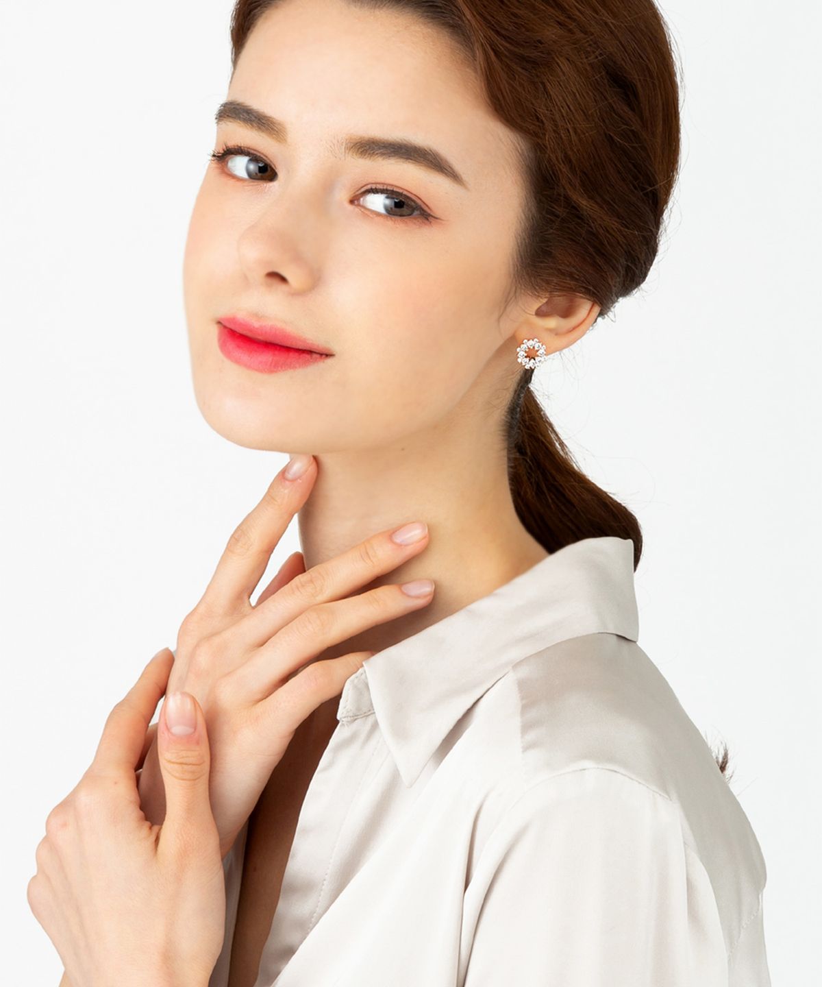 엘르주얼리(ELLEJEWELRY) 14K GF 라운드 큐빅 원터치 귀걸이 ELGPEE271