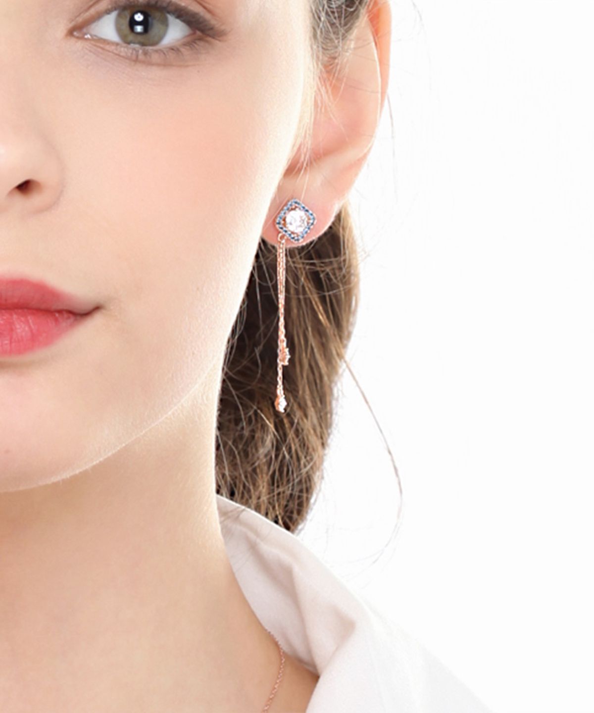 엘르주얼리(ELLEJEWELRY) 블루밍 14K GF 투라인 드롭 귀걸이 ELGPEE244