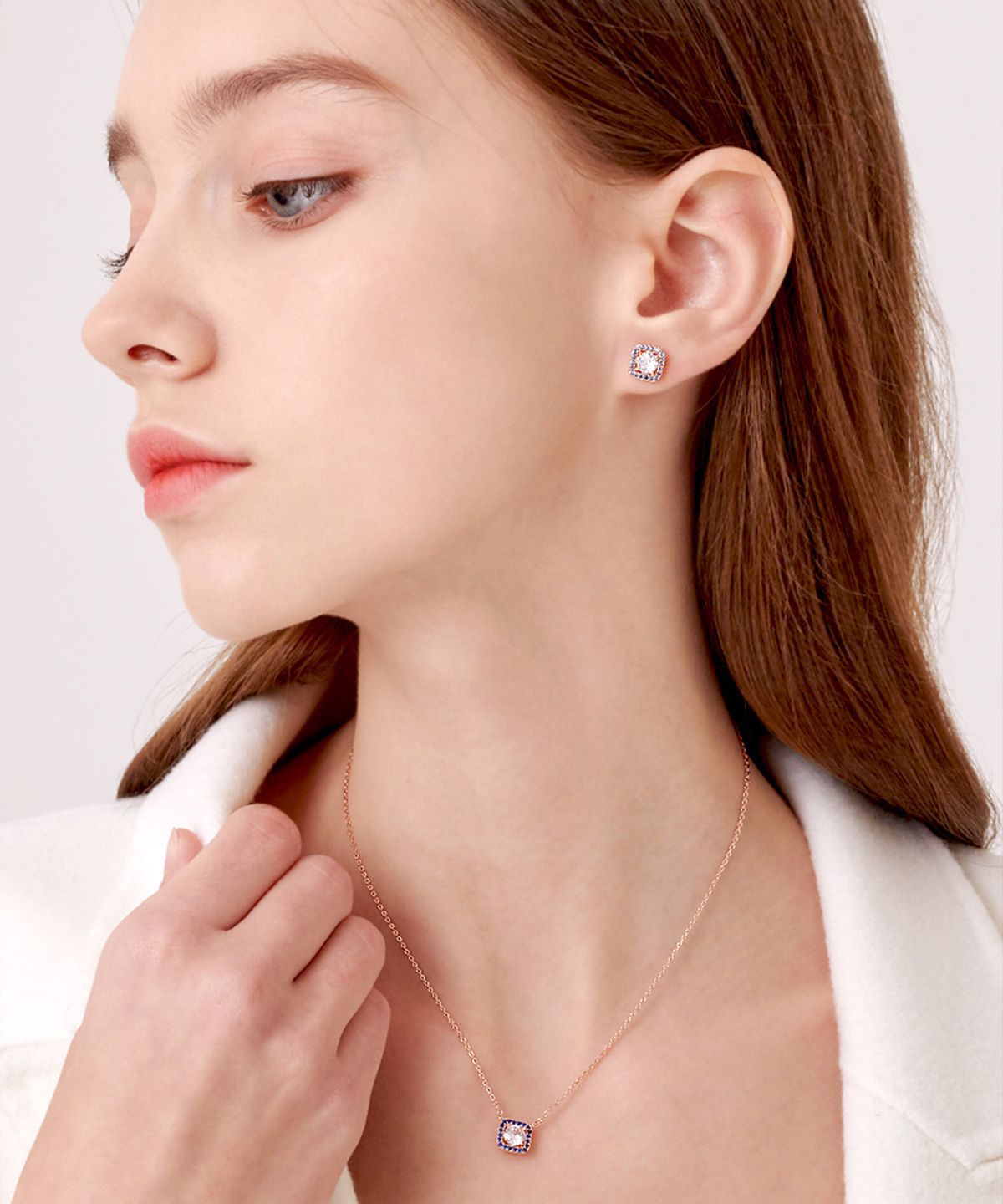 엘르주얼리(ELLEJEWELRY) 14k GF 블루밍 스퀘어 귀걸이 ELGPEE043