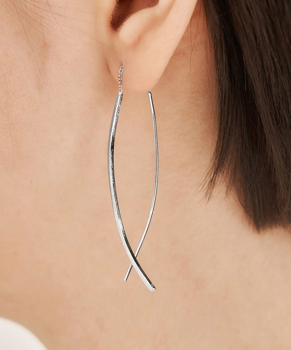 엘르주얼리(ELLEJEWELRY) 스틱 드롭 실버 귀걸이 ELSPEE039