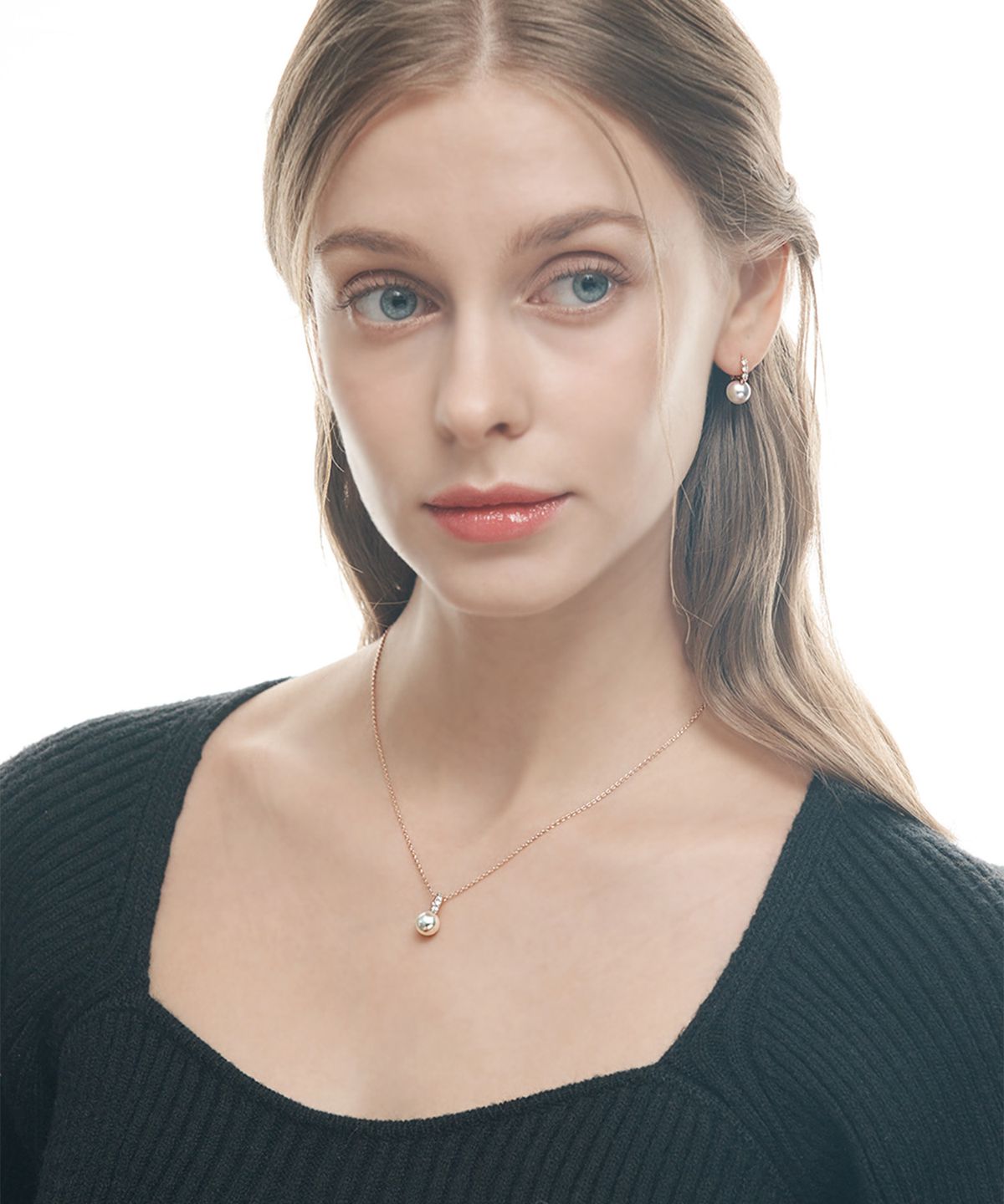 엘르주얼리(ELLEJEWELRY) 블링 진주 목걸이 ELBRNN217