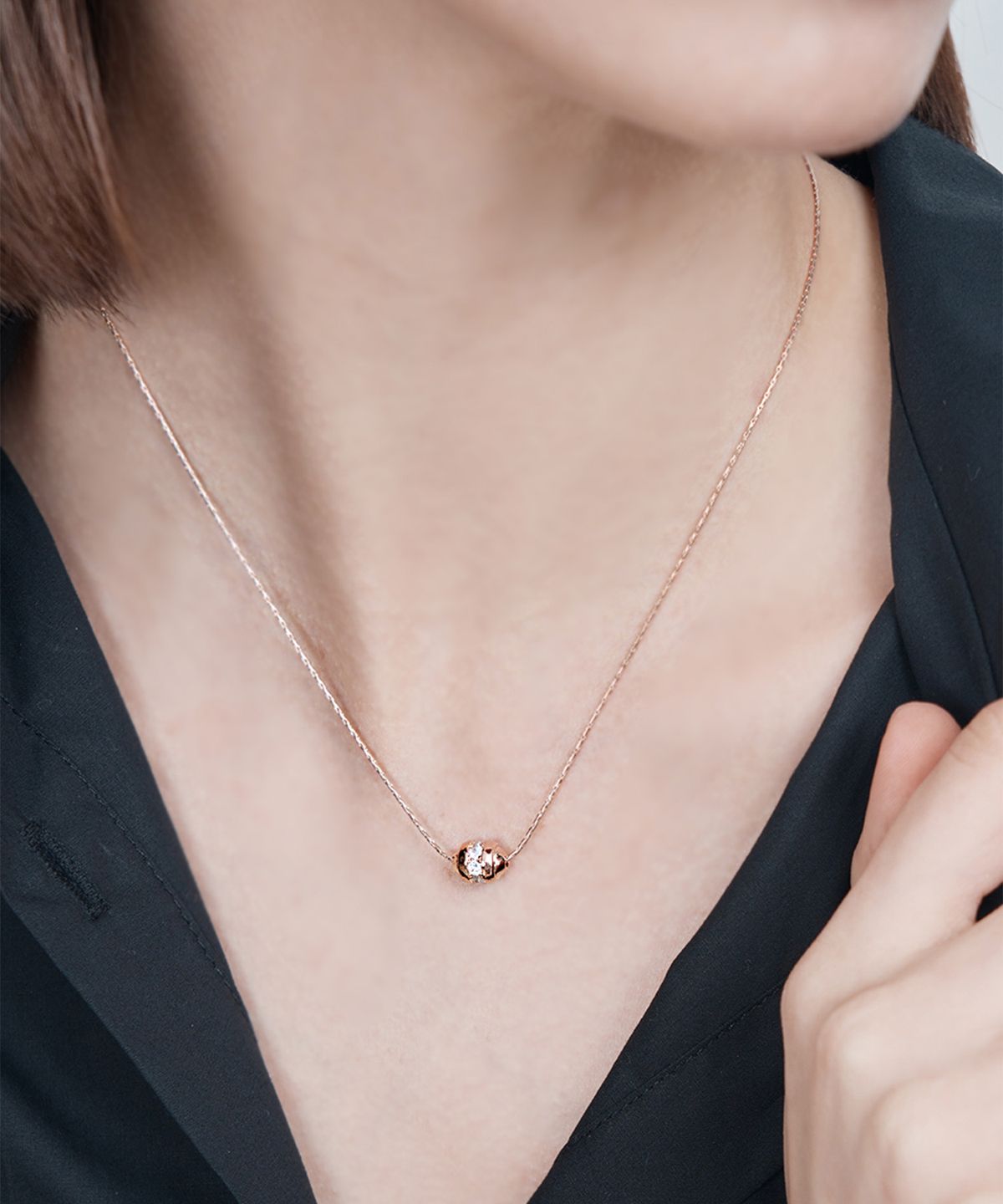 엘르주얼리(ELLEJEWELRY) 비비드 큐빅 블렛 목걸이 ELBRNN213