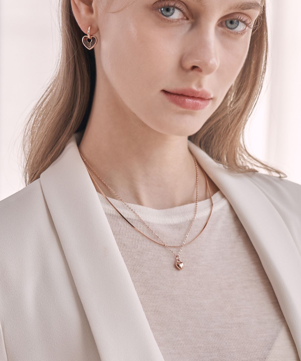 엘르주얼리(ELLEJEWELRY) 하트 레이어드 목걸이 ELBRNN191