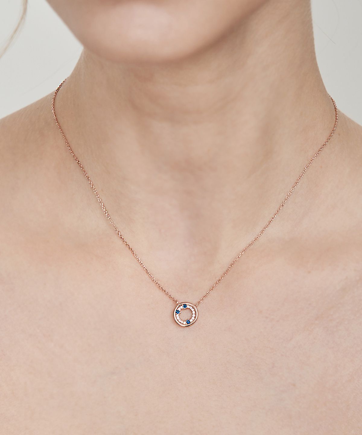 엘르주얼리(ELLEJEWELRY) 블루 포인트 목걸이 ELBRNN035
