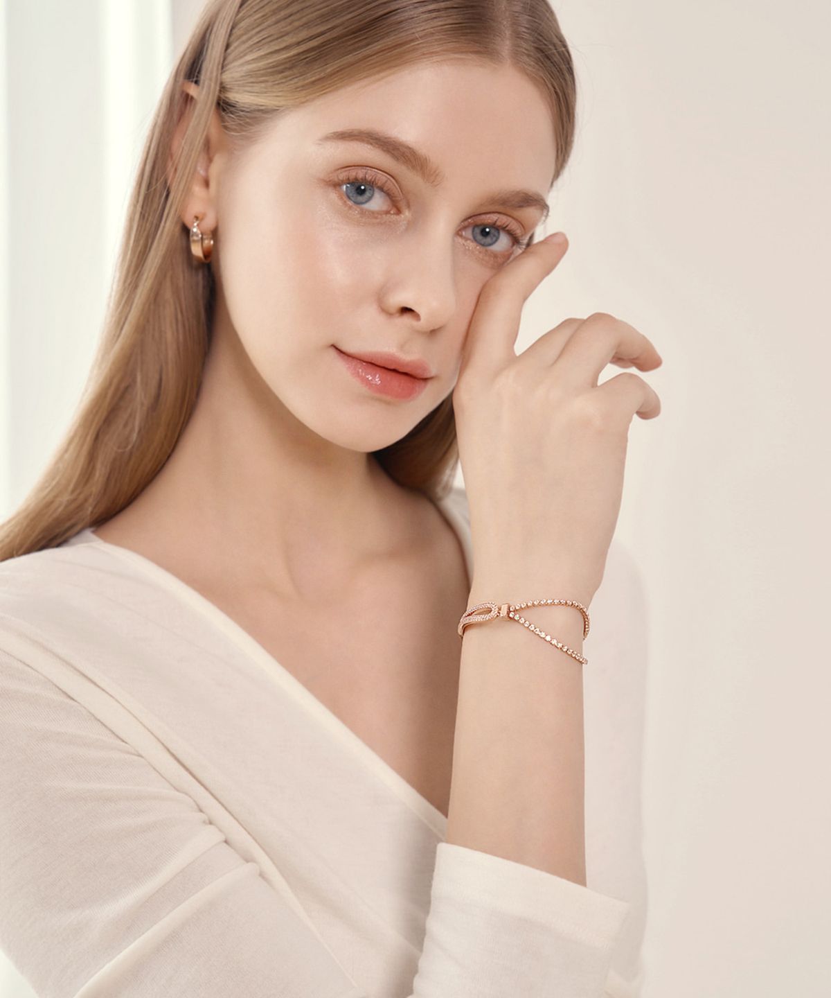 엘르주얼리(ELLEJEWELRY) 하프 큐빅 팔찌 ELBRBB090