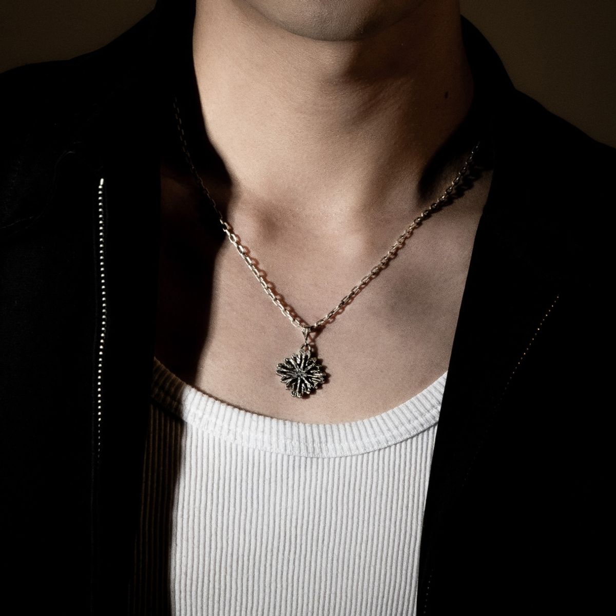외사랑(OESALANG) 925silver CLOVER 목걸이 Textured