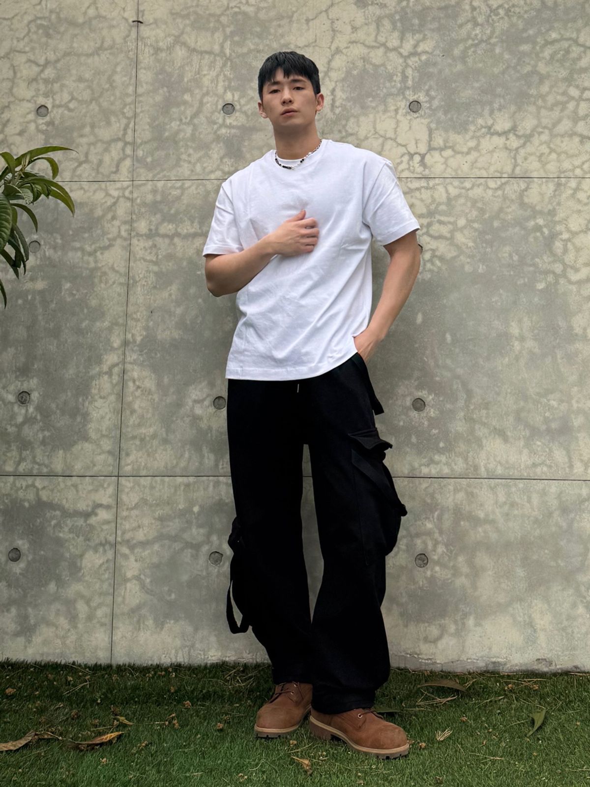 디그노루시르(DIGNOLUCIR) 레터링 반팔 티셔츠