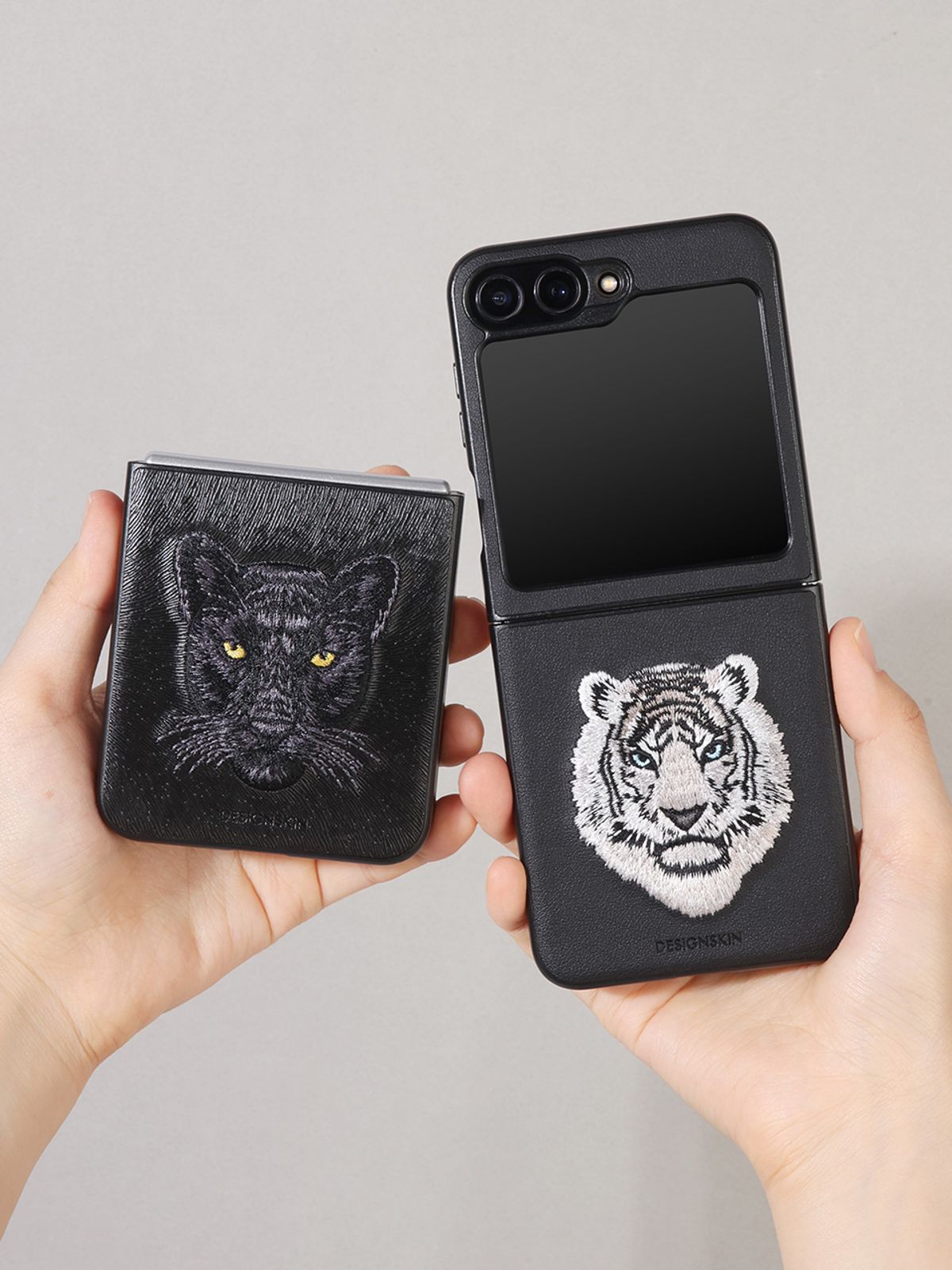 디자인스킨(DESIGNSKIN) 갤럭시Z플립6 프리미엄 자수 비스트 케이스 - 흑표