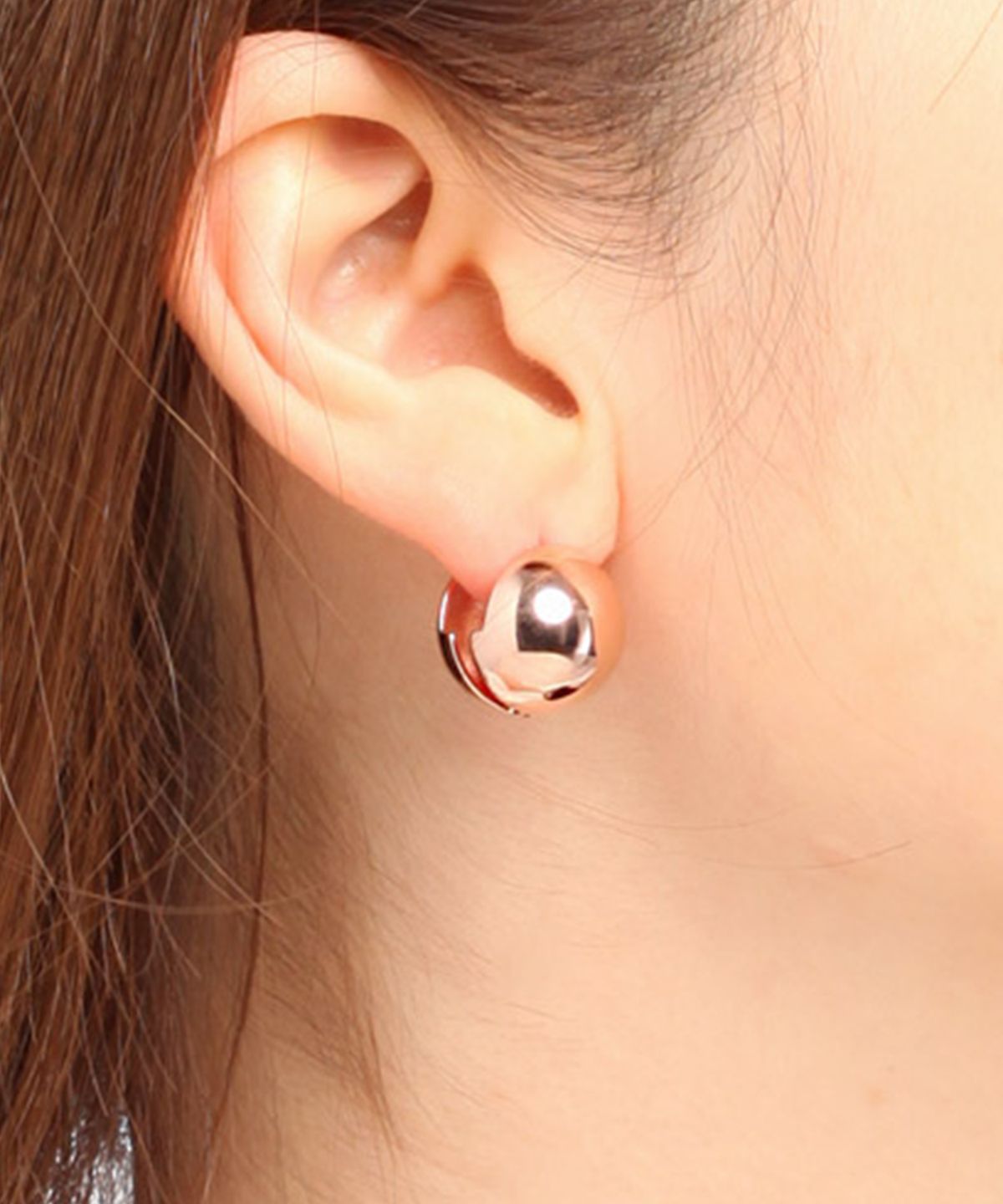 끄란느(CRANNE) 14K GF 15mm 빅 볼 원터치 귀걸이 C24EGF032