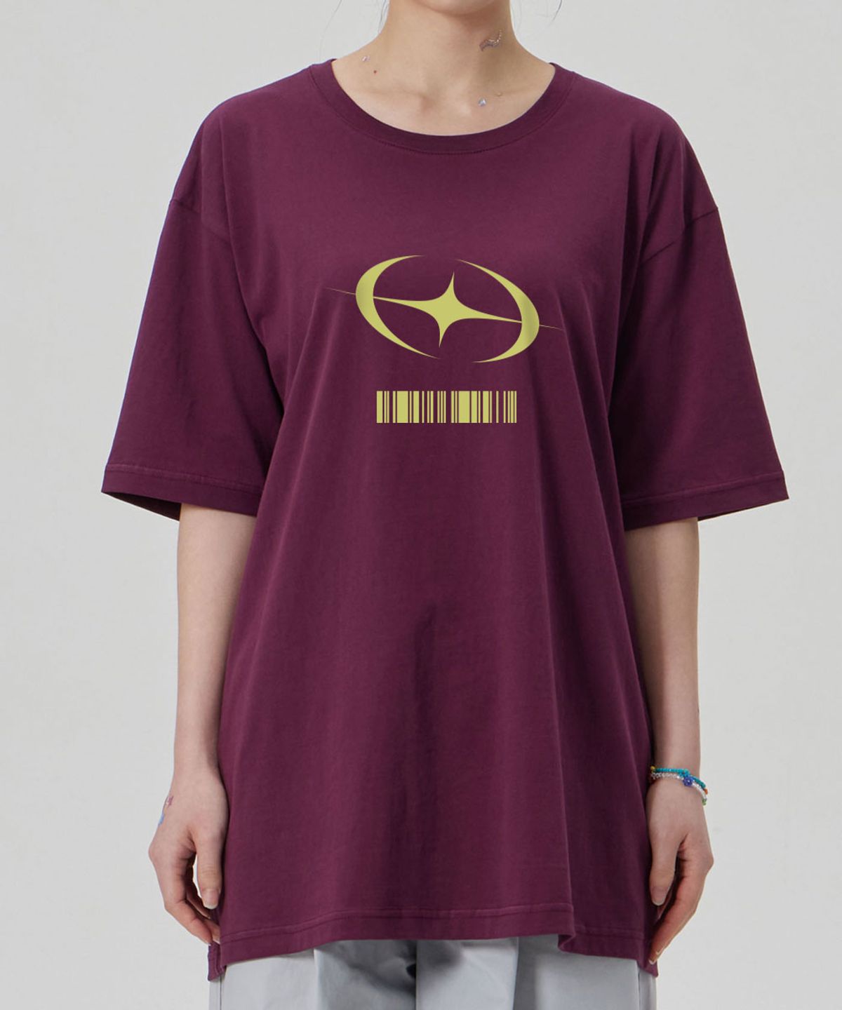 메이킷투(MAKEITTO) [FLASH BARCODE] CREW NECK TEE_WINE
