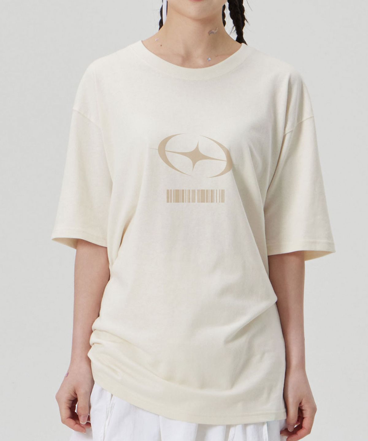 메이킷투(MAKEITTO) [FLASH BARCODE] CREW NECK TEE_CREAM