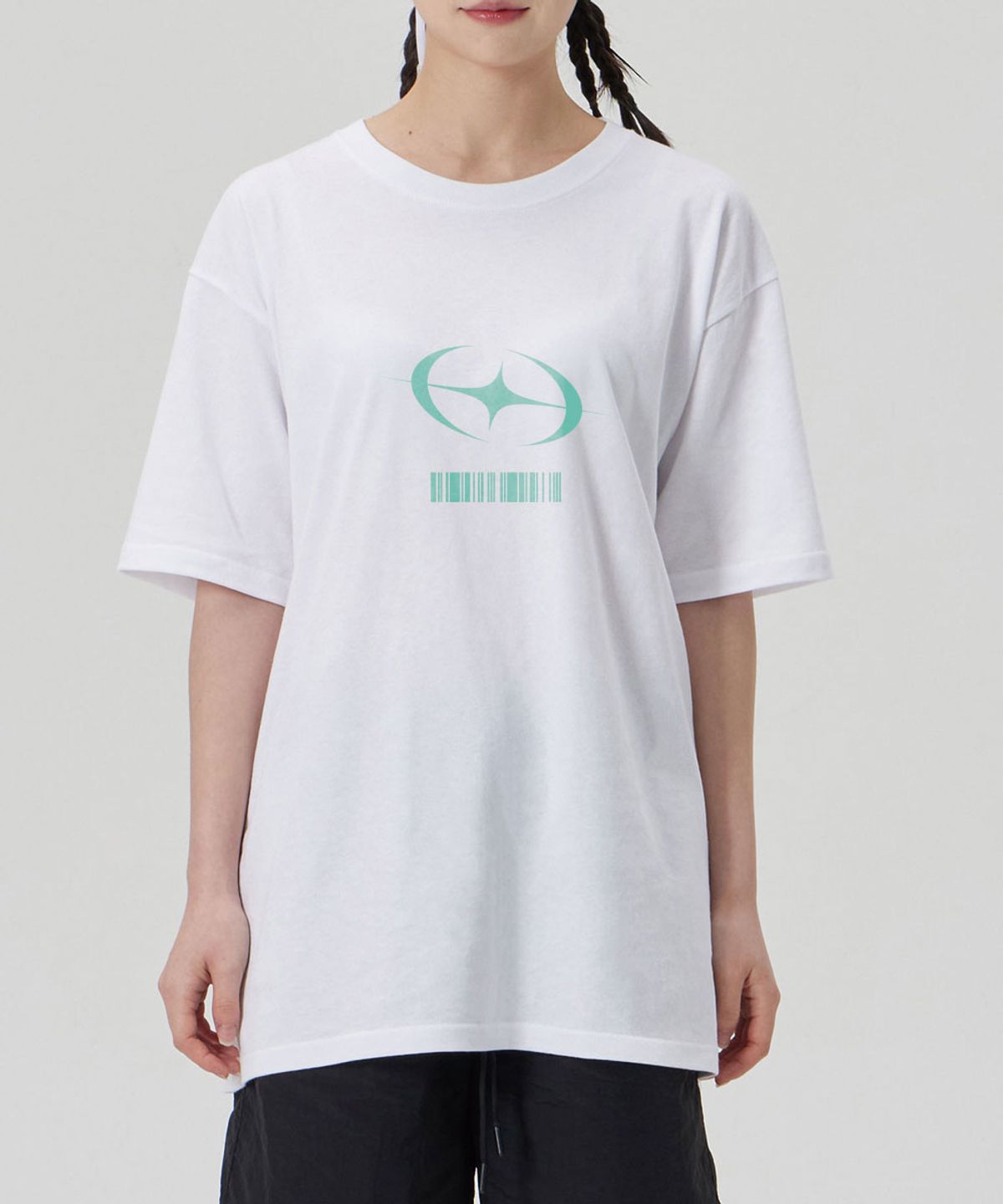 메이킷투(MAKEITTO) [FLASH BARCODE] CREW NECK TEE_WHITE