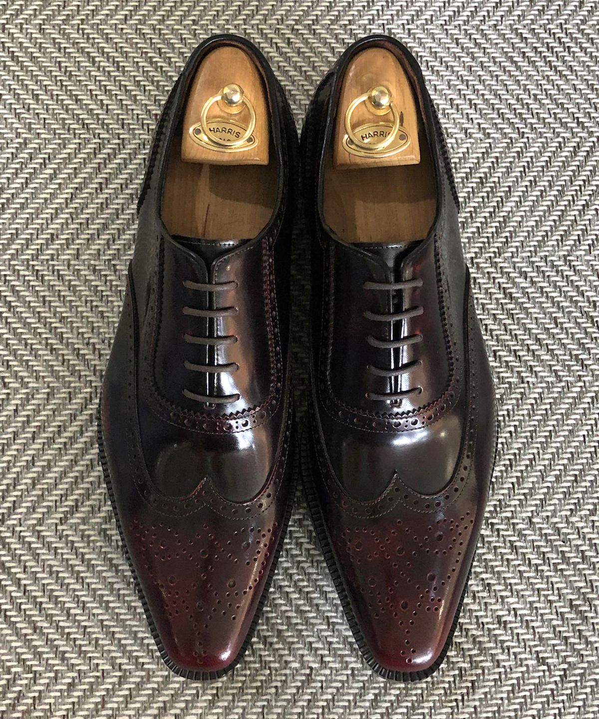 조앤슈(JOENSHOE) 헤리티지 윙팁 브로깅 옥스퍼드 레드브라운