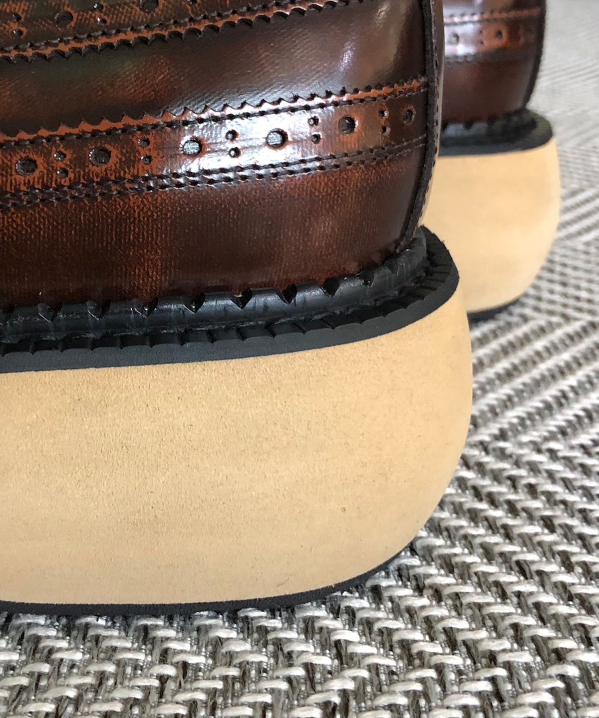 조앤슈(JOENSHOE) 휴만 5cm 오버솔 윙팁 옥스퍼드 브라운