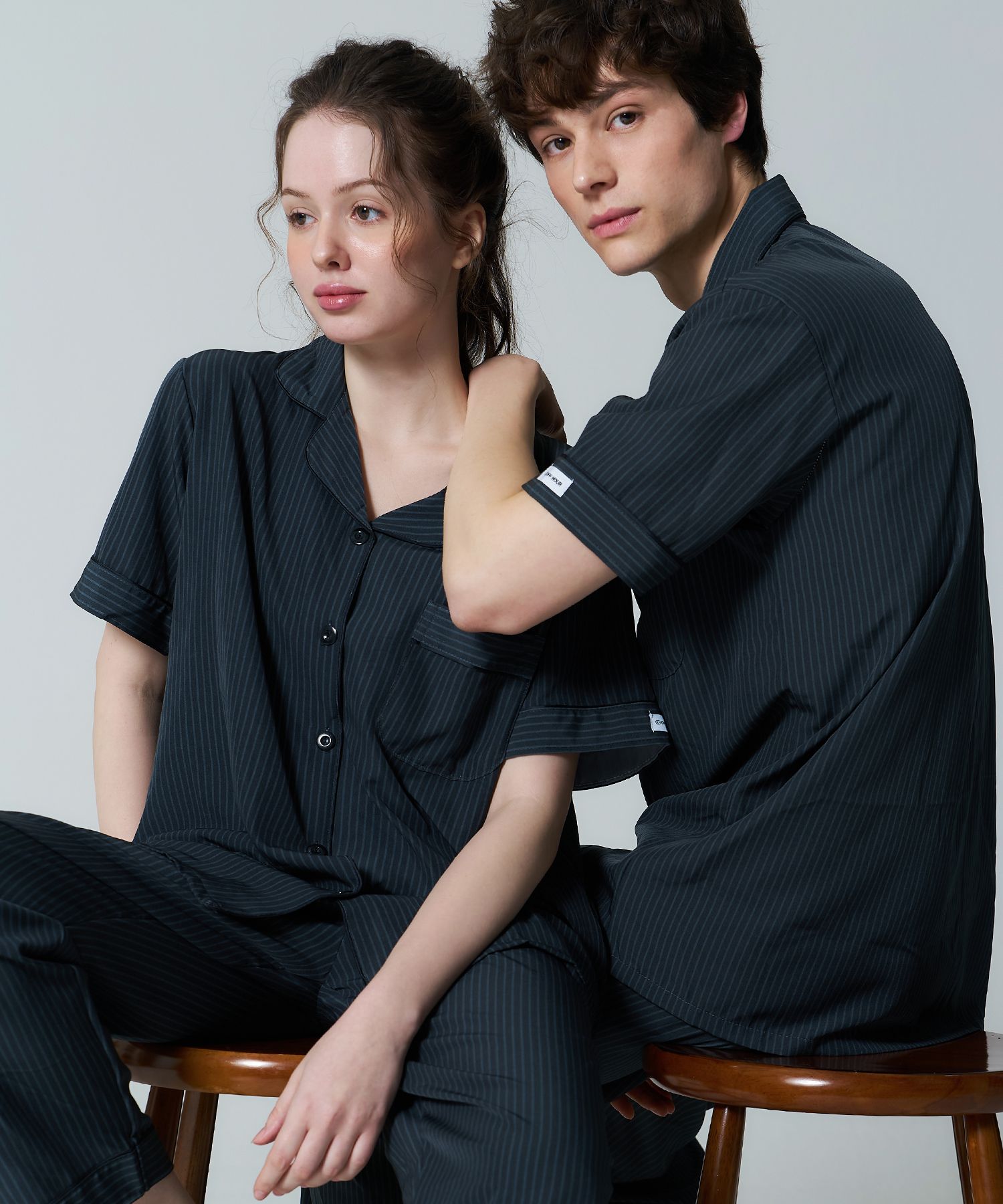 MUSINSA公式 | OFFHOUR カップルシックストライプ半袖+長ズボン