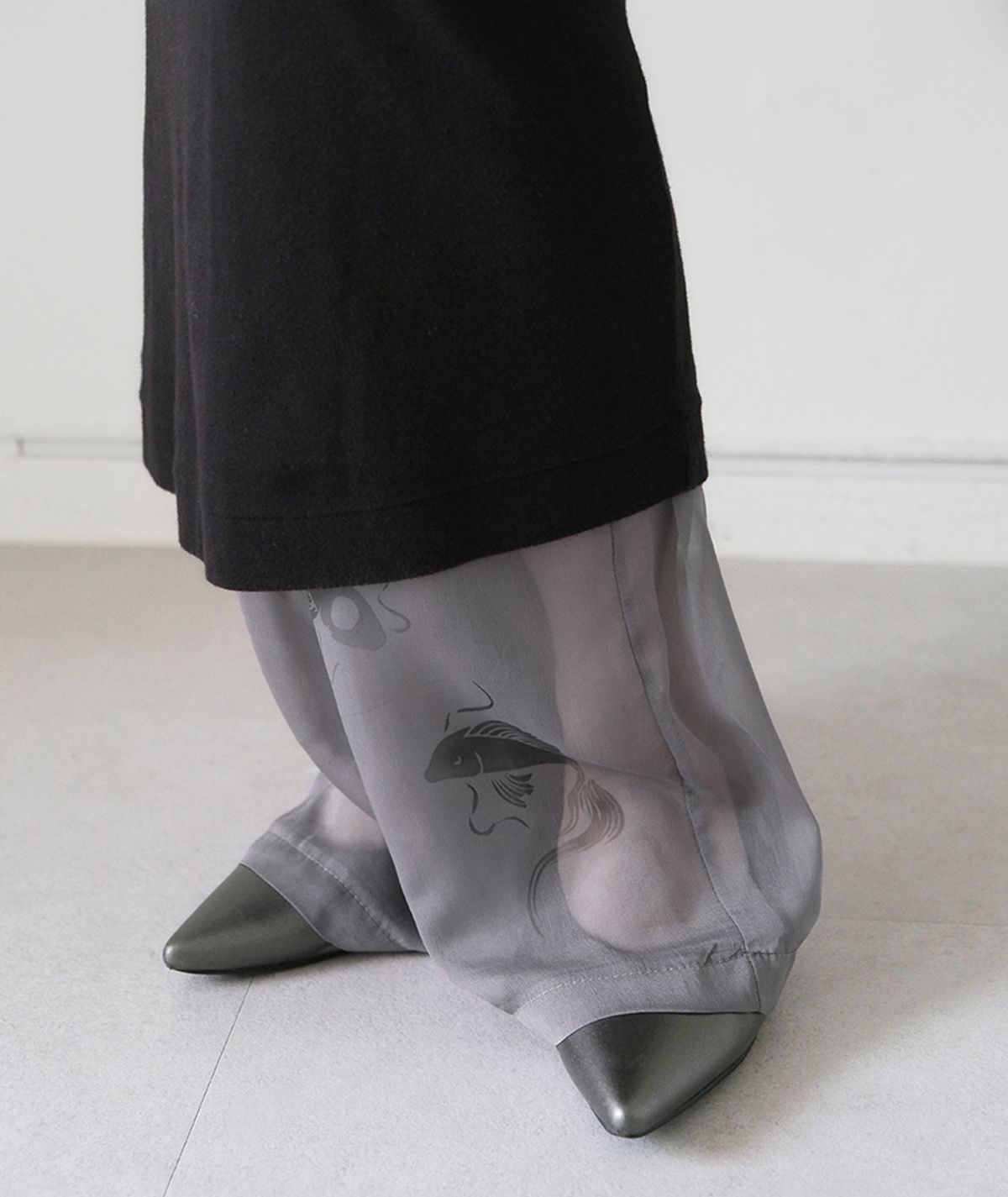 디파블로(D.PABLO) Gray see through pants