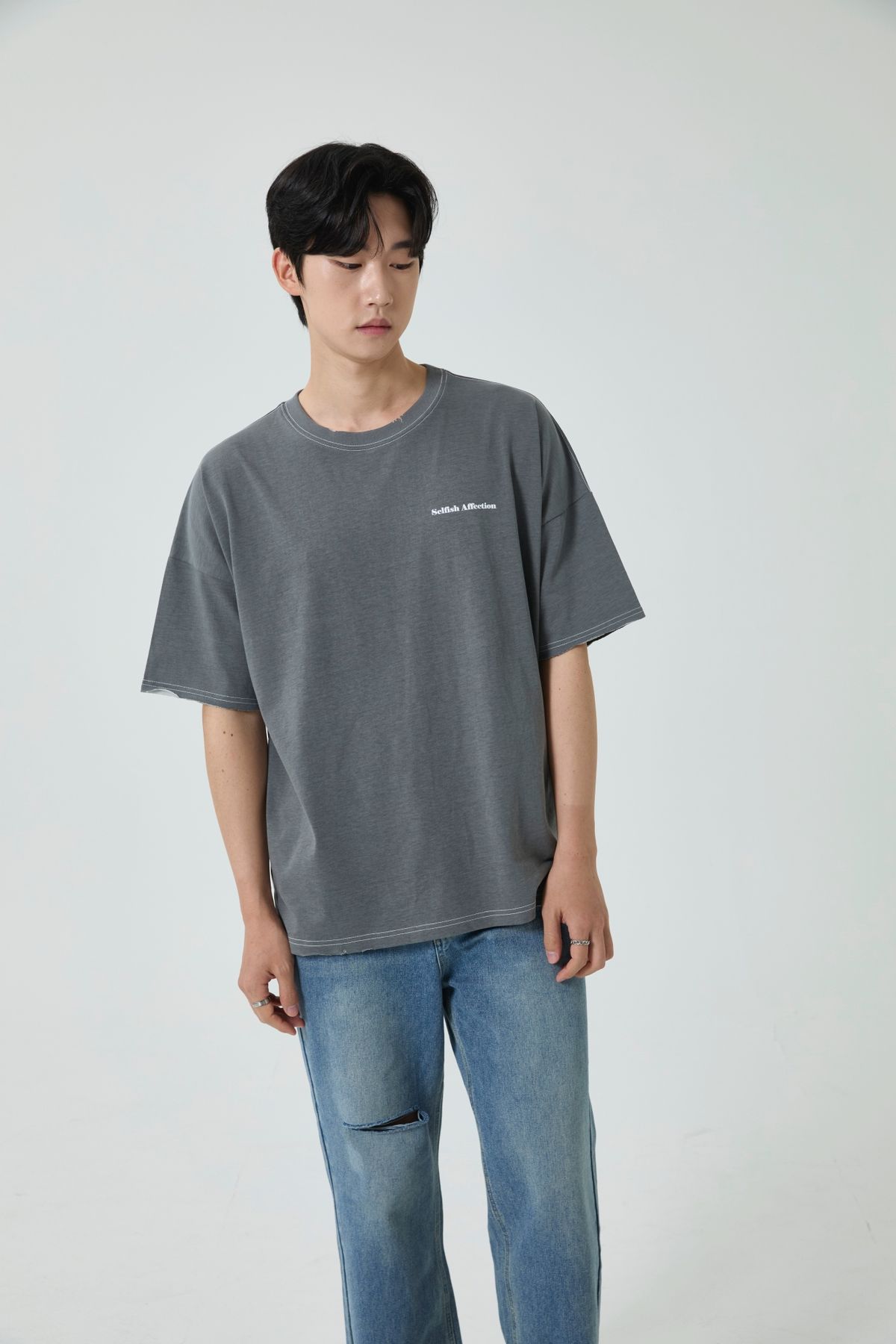 셀피시어펙션(SELFISHAFFECTION) Distressed Figment Washed T-Shirt (Charcoal)