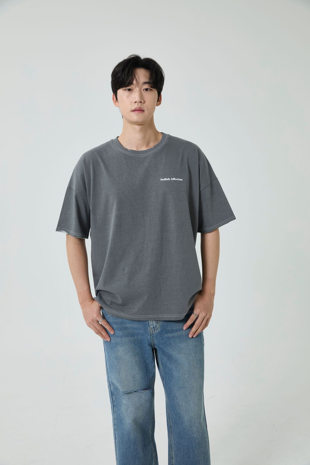 셀피시어펙션(SELFISHAFFECTION) Distressed Figment Washed T-Shirt (Charcoal)