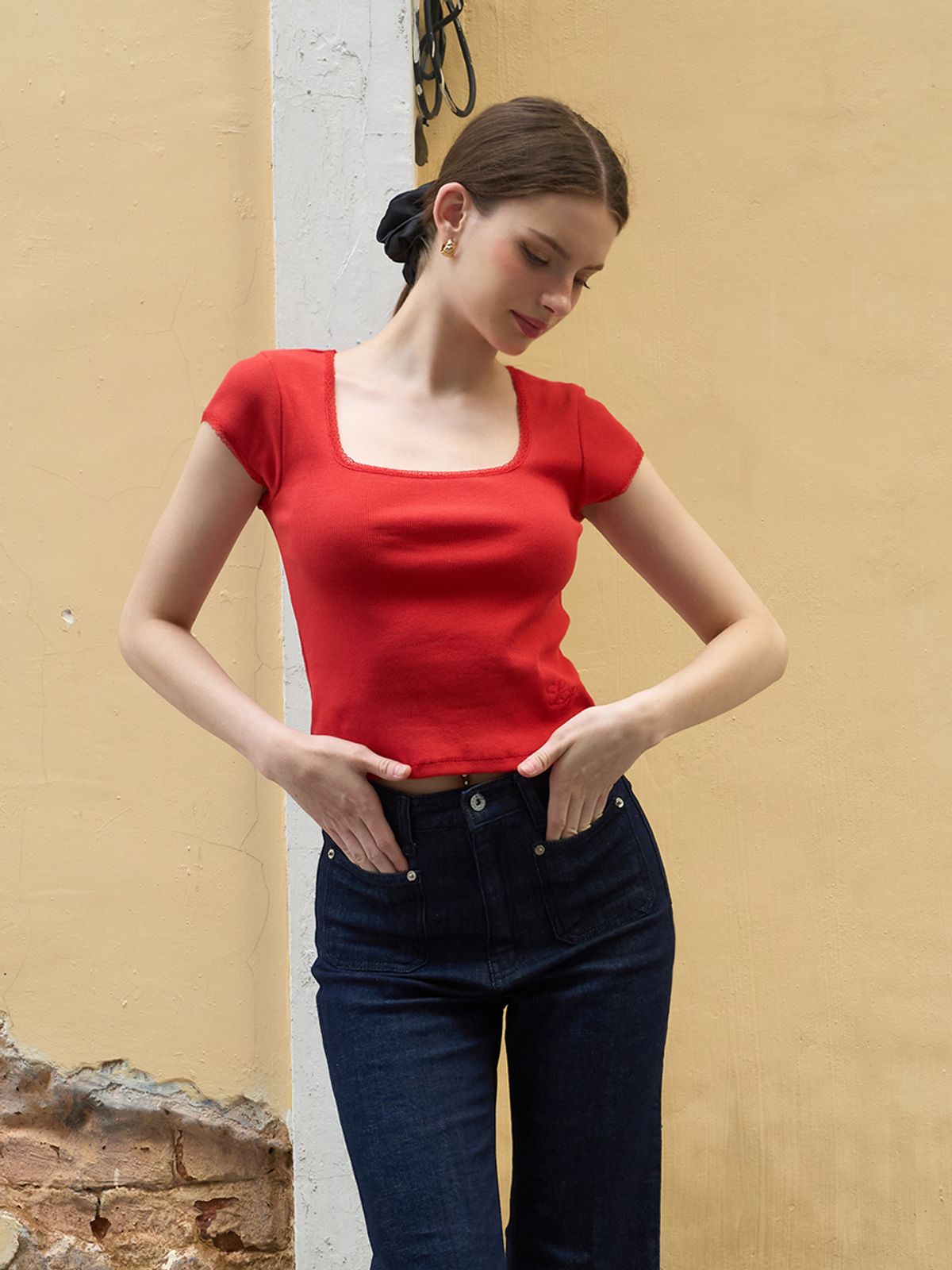 랭앤루(LANGNLU) MAGNOLIA Lace Top(매그놀리아)_RED