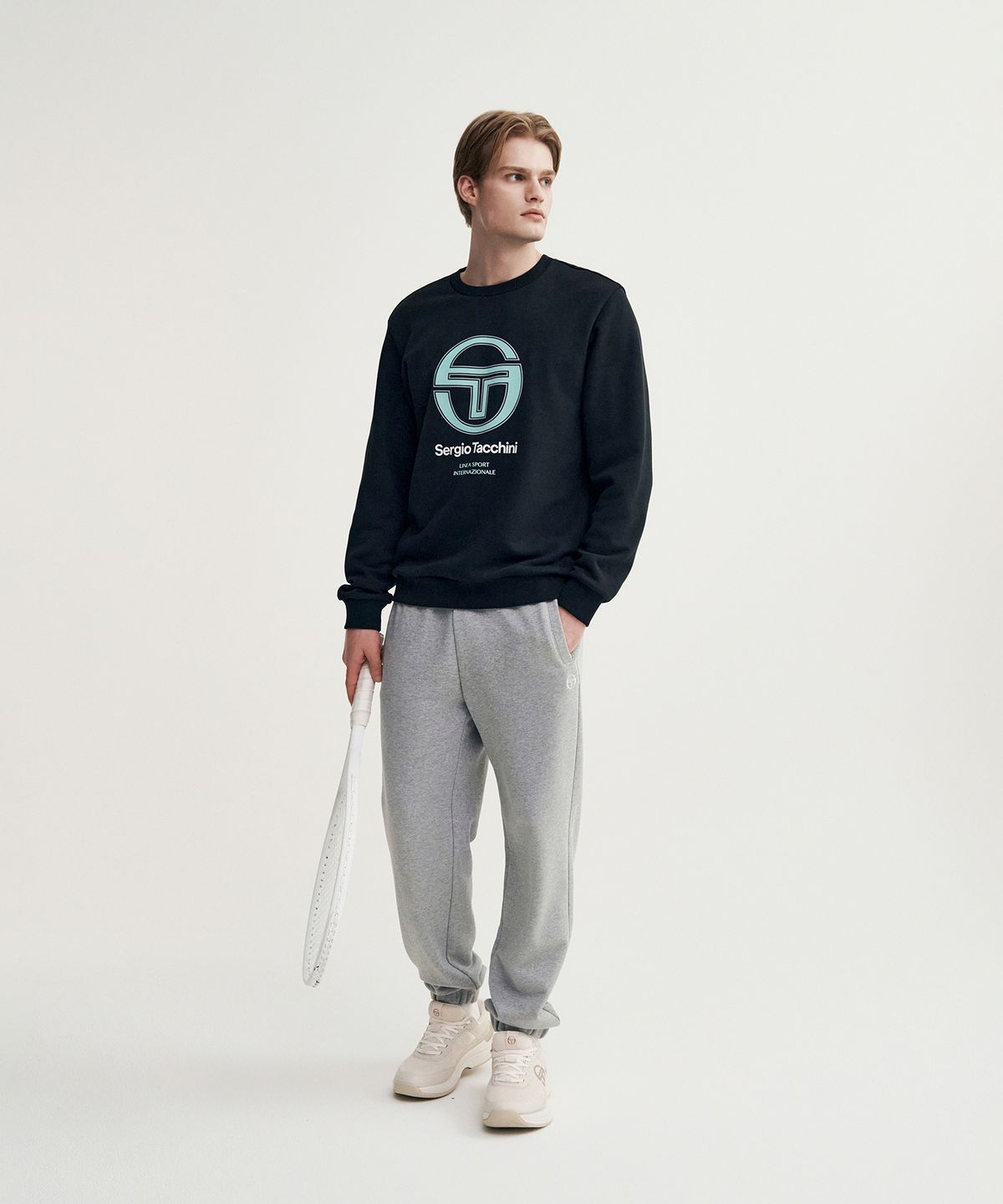 세르지오 타키니(SERGIO TACCHINI) U 데일리 맨투맨 (Black)
