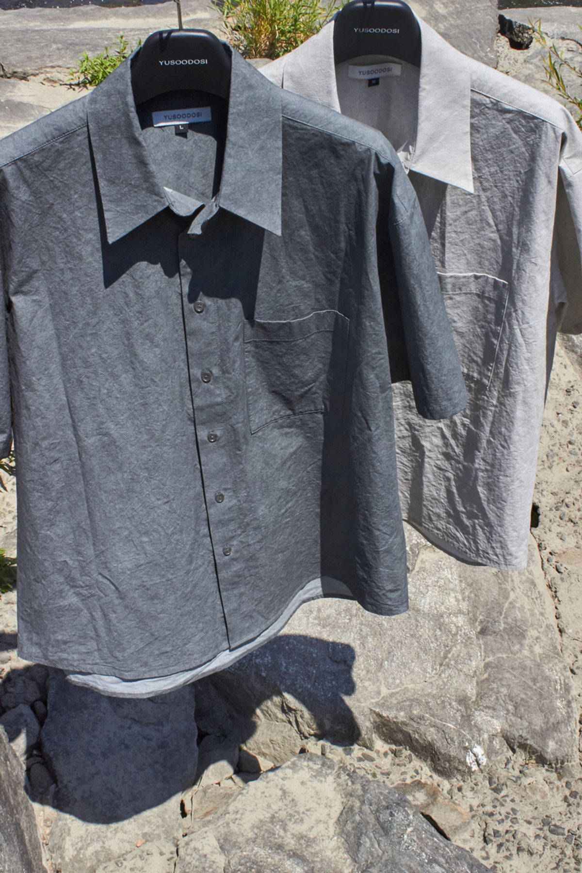 유수도시(YUSOODOSI) Rocky surface cotton Half shirts (cement green)