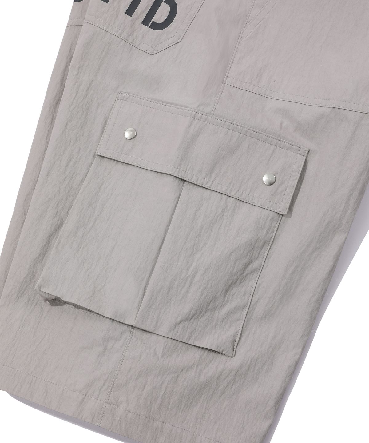 에피소드 언타이틀(EPISODE UNTITLED) STRING LOGO PRINT BERMUDA CARGO PANTS_GREY