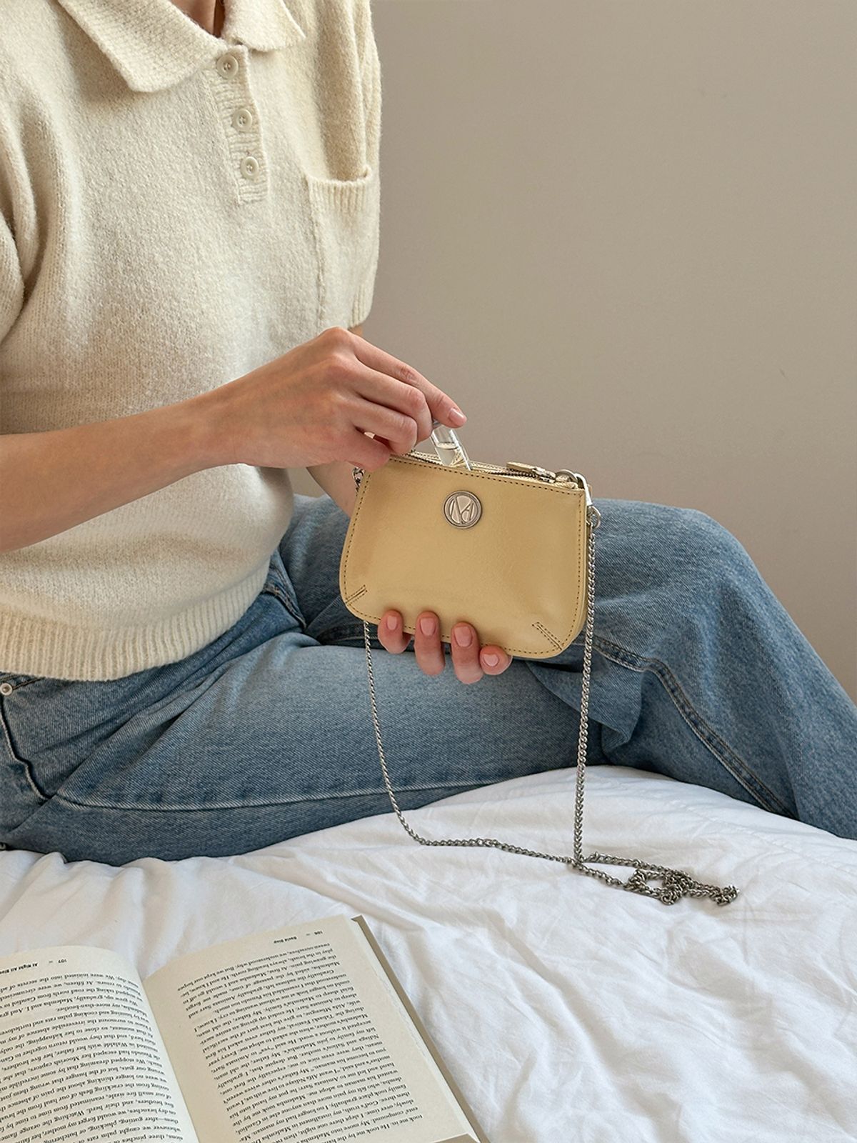 꼬떼드무아(COTEDEMOI) Ecrin mini double chain bag - Butter