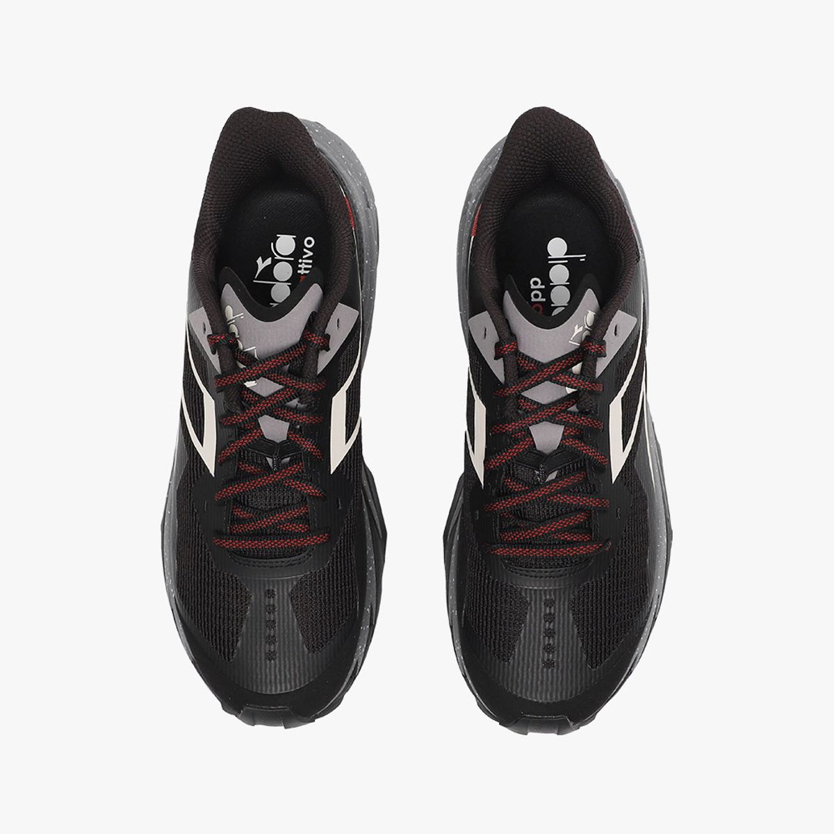 디아도라(diadora) 세스트리에-XT 2 BLACK