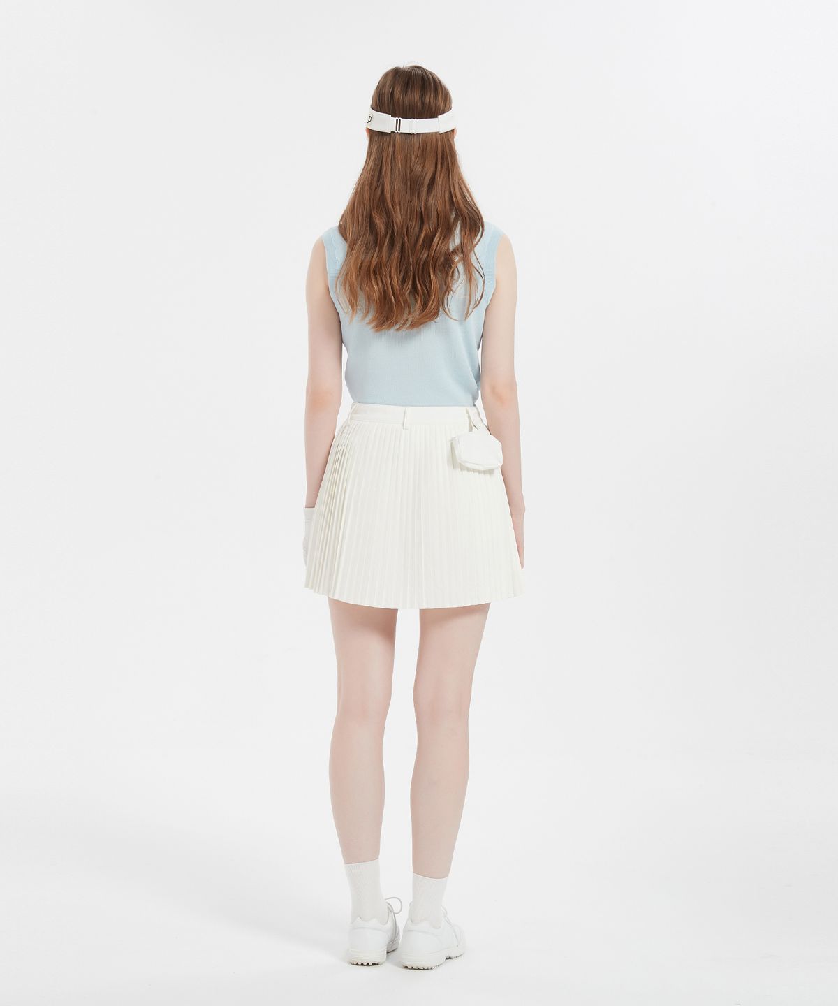 이파르카(E.PARCA) 폴딩 데코 화이트 플리츠 스커트